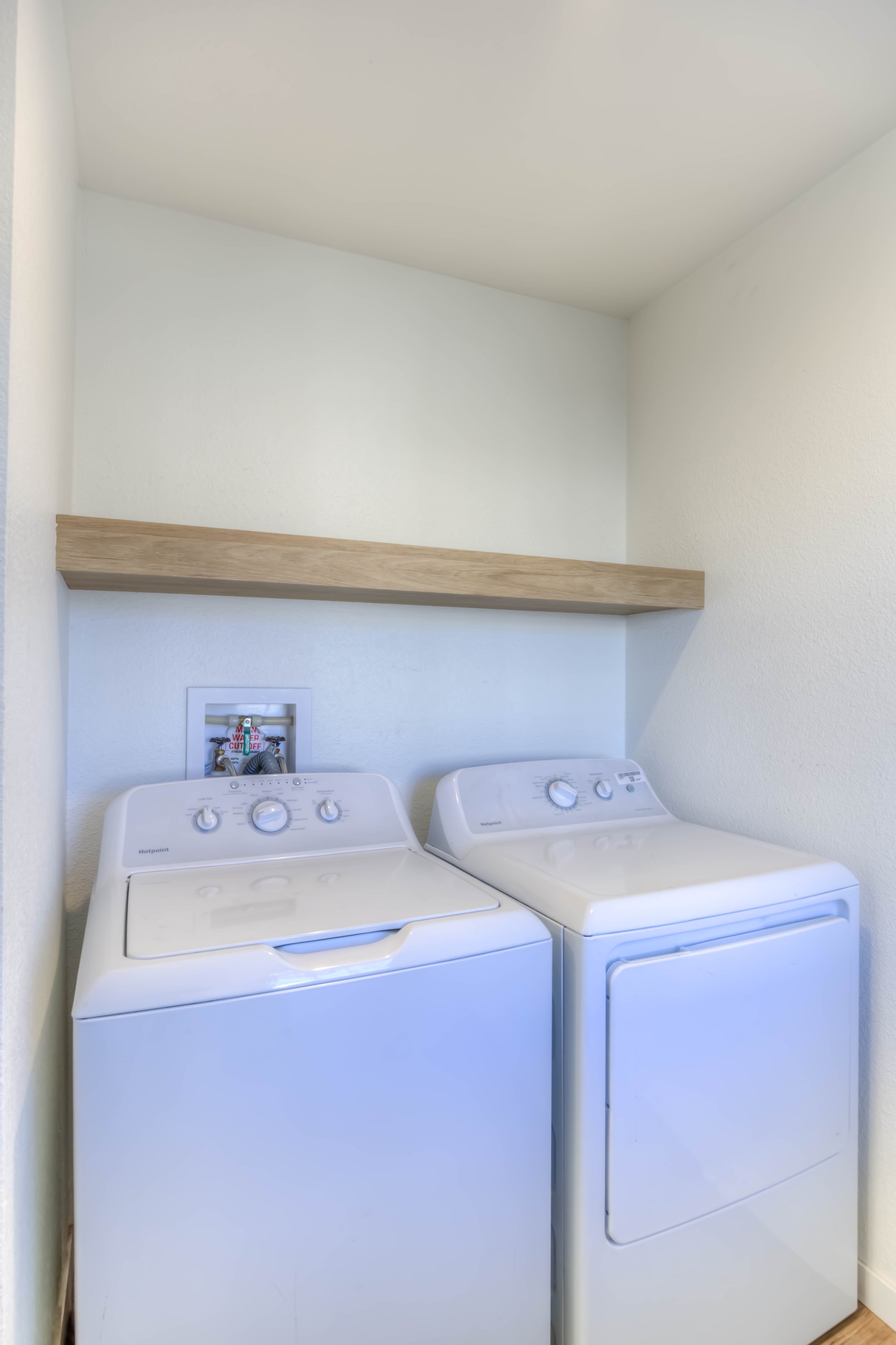 24 Laundry photo .jpg