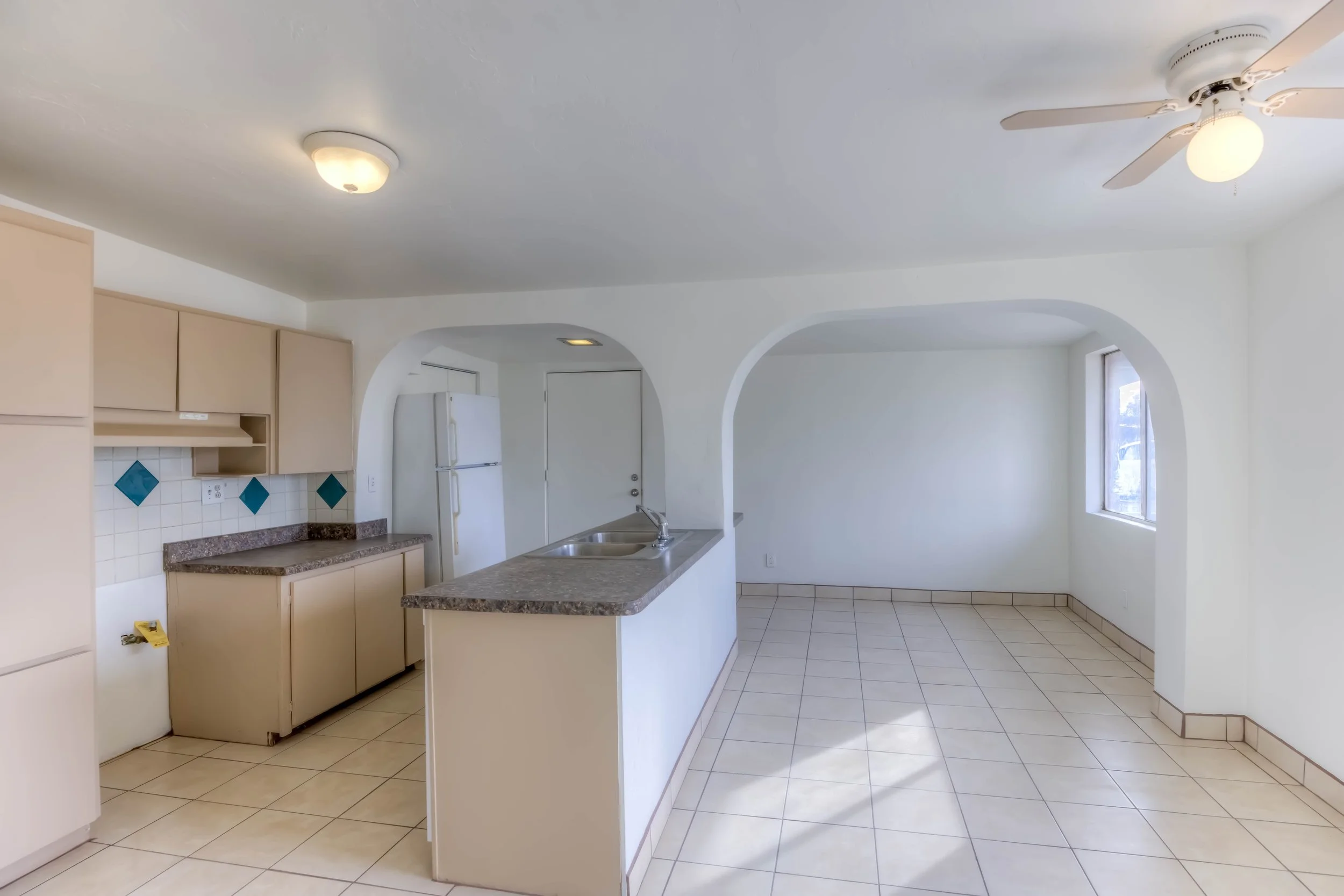 8 Kitchen photo a.jpg