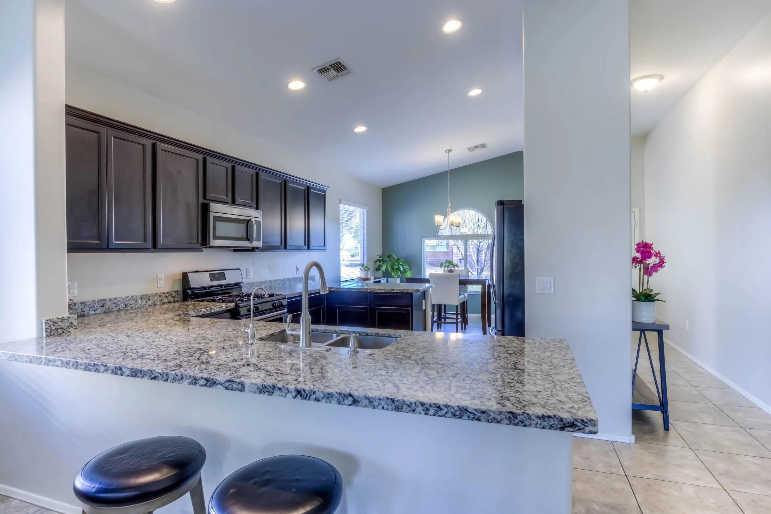 12 Kitchen photo c.jpg