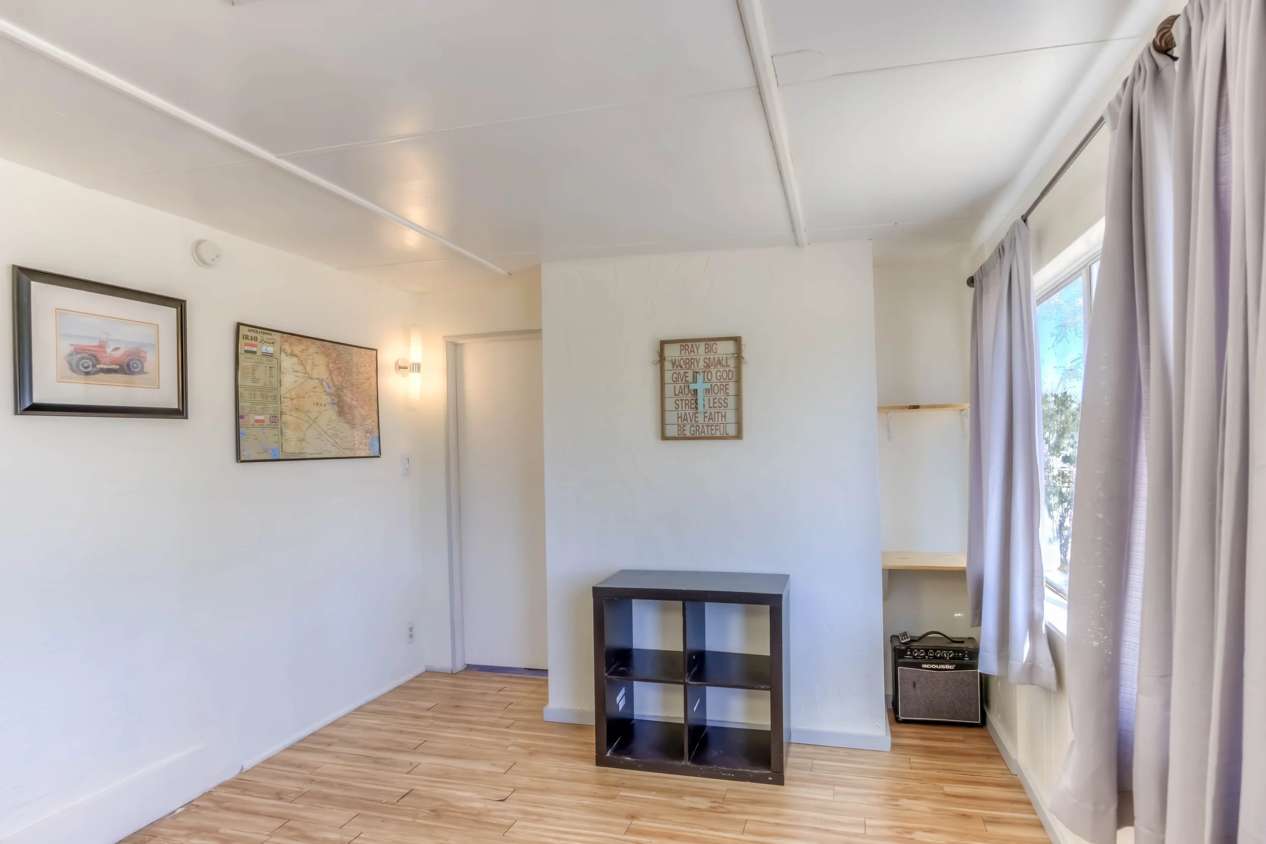 7 Living Room photo a.jpg