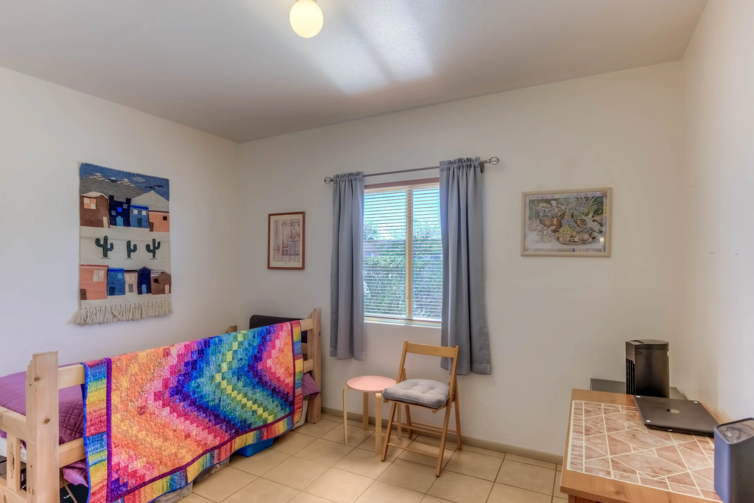 15 Bedroom photo a.jpg