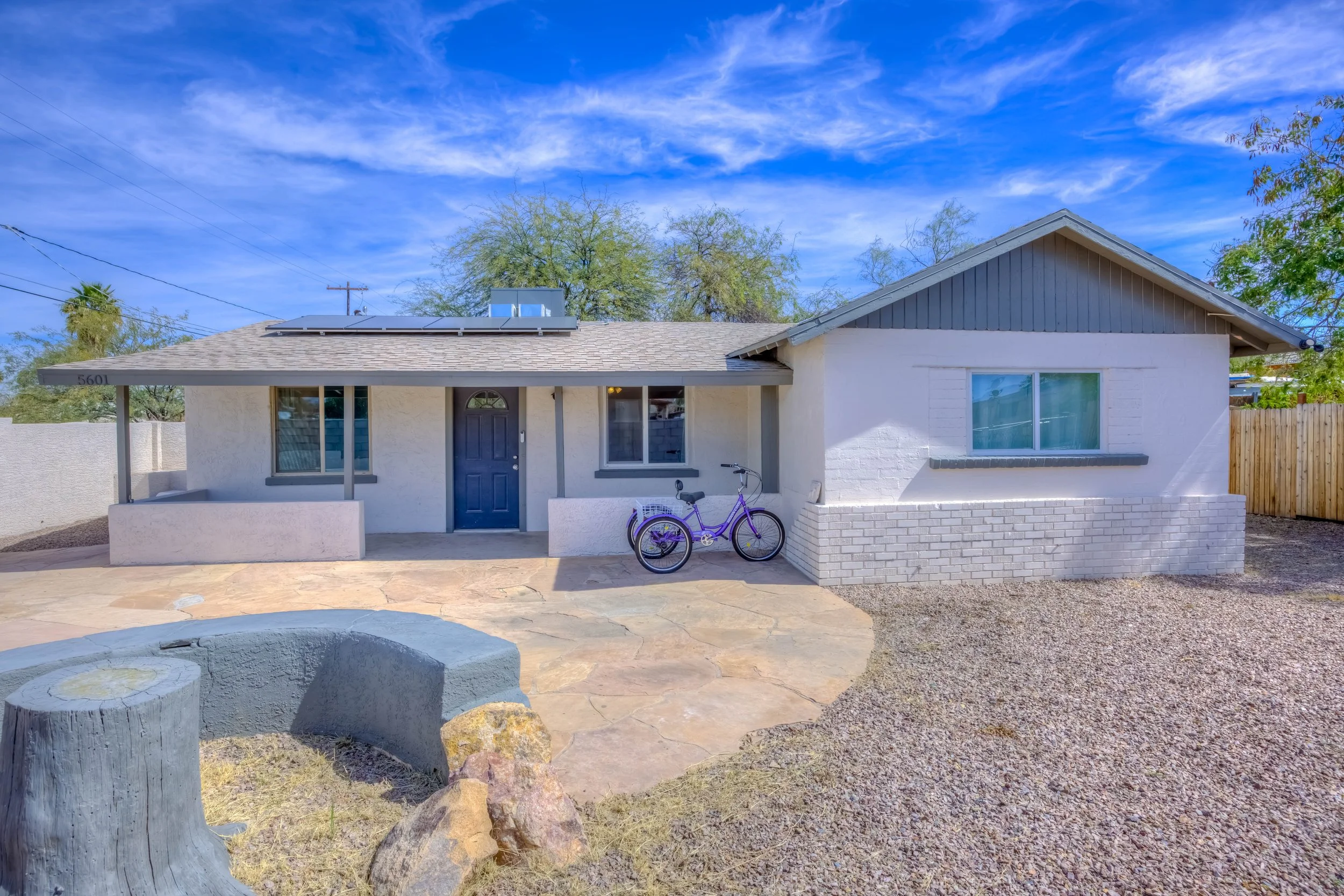 4 Exterior photo d.jpg