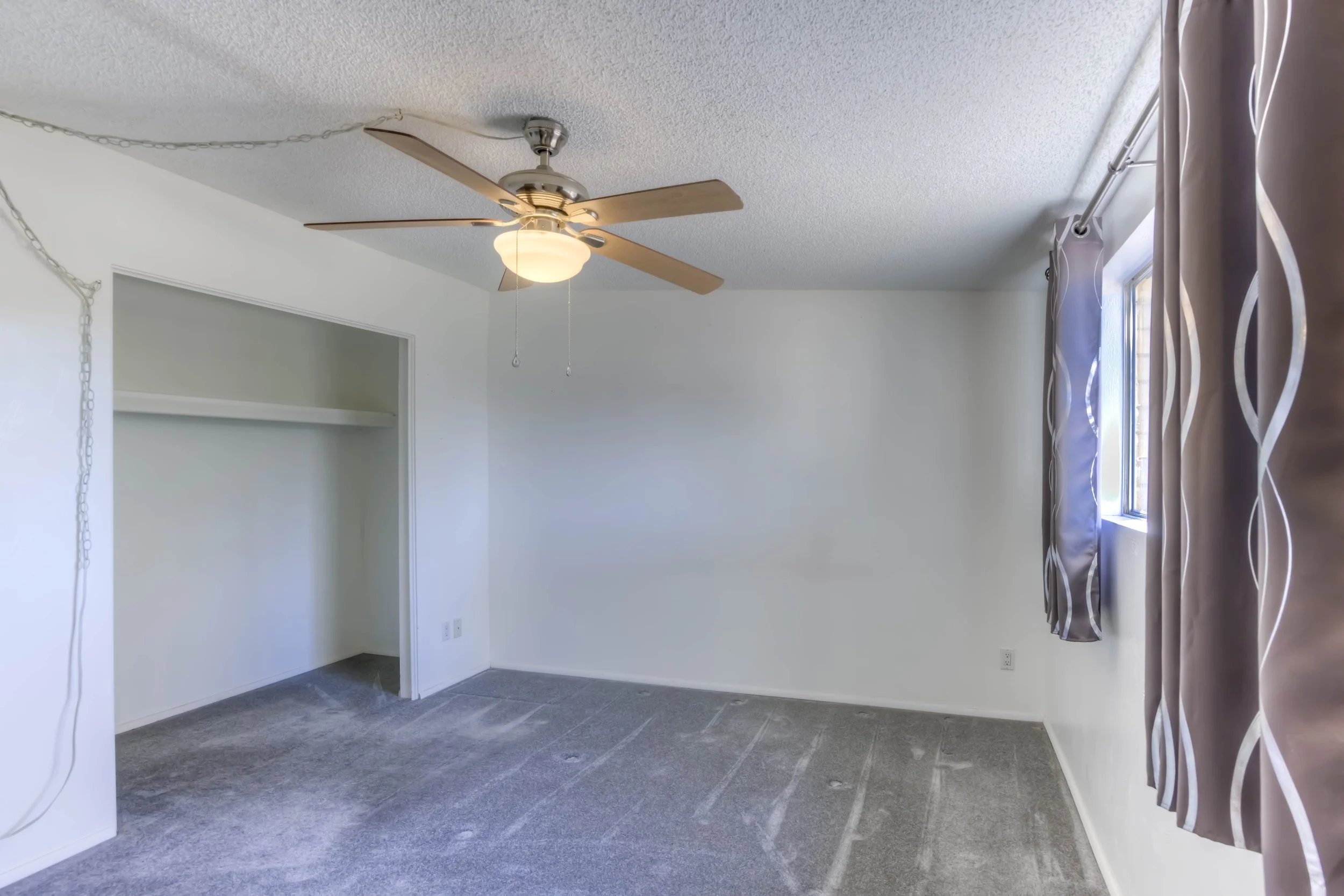 20 Main Bedroom photo a.jpg