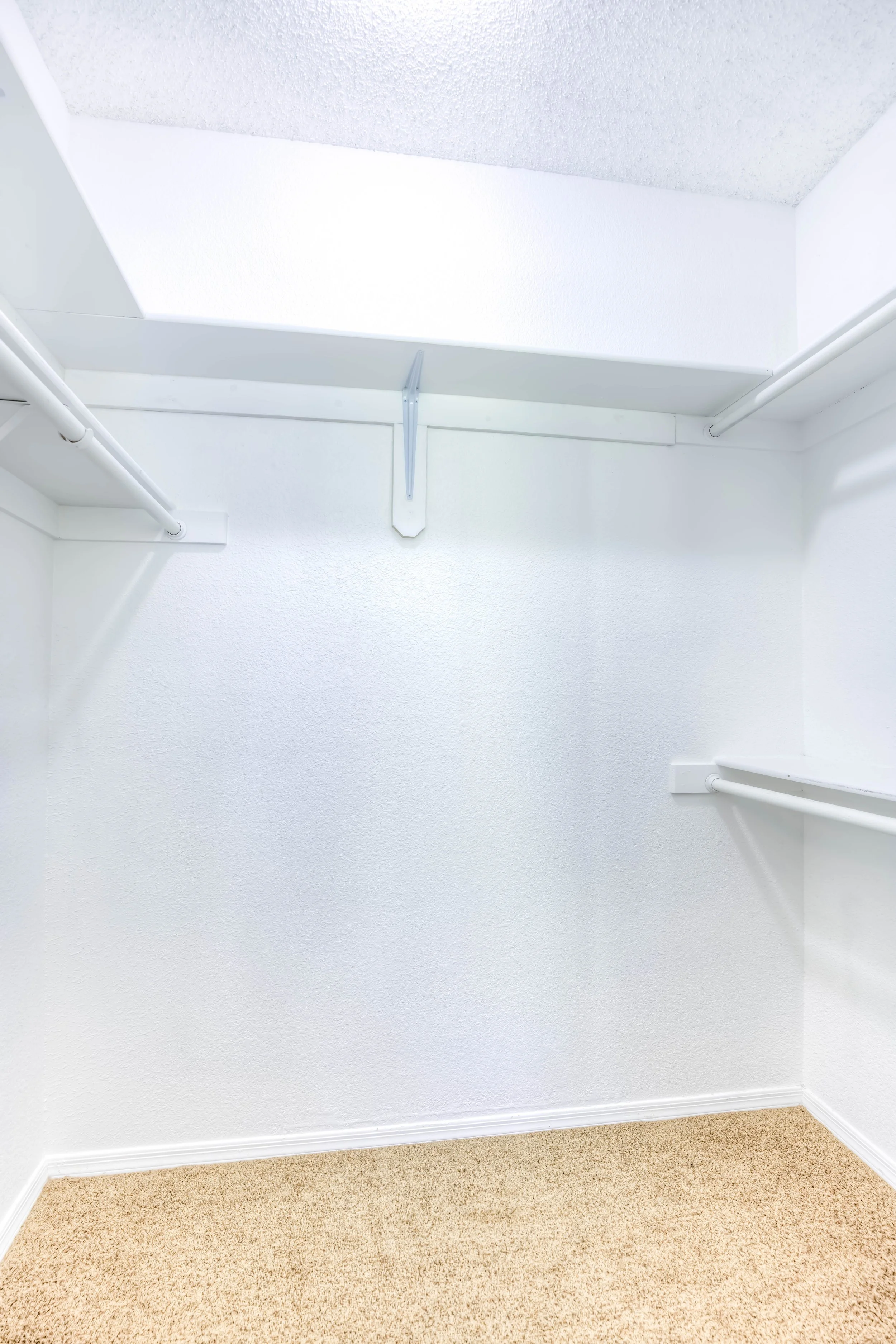 34 Bedroom Closet.jpg