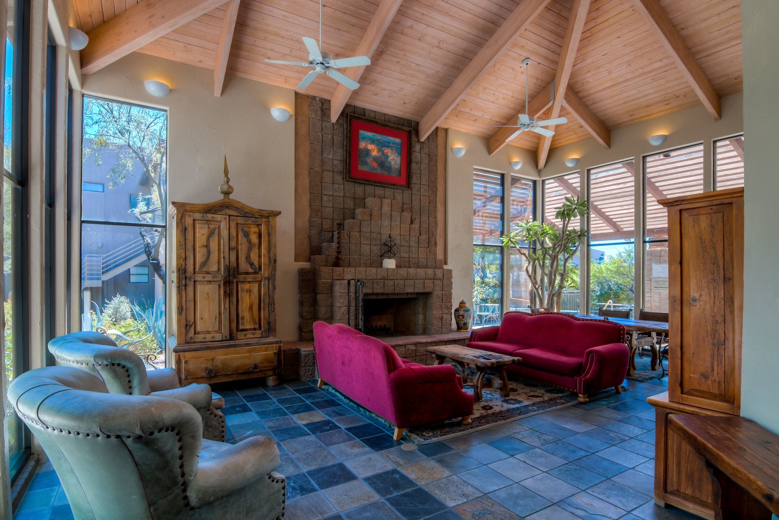 40 Club House photo b.jpg