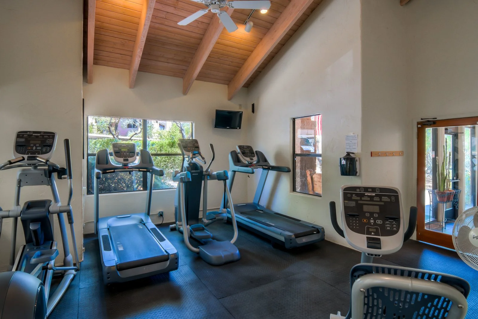 41 Club House photo c.jpg