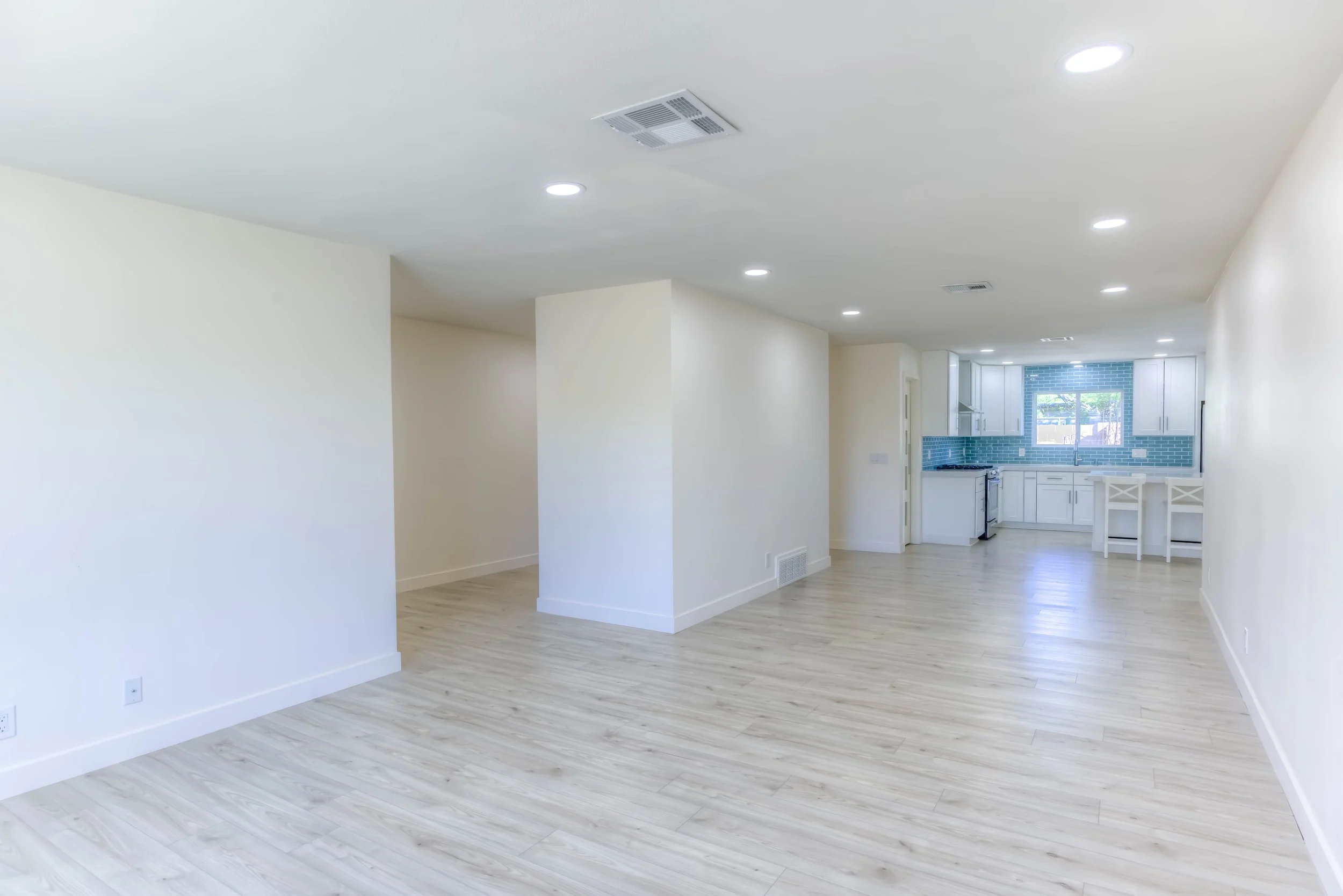 10 Living Room photo a.jpg