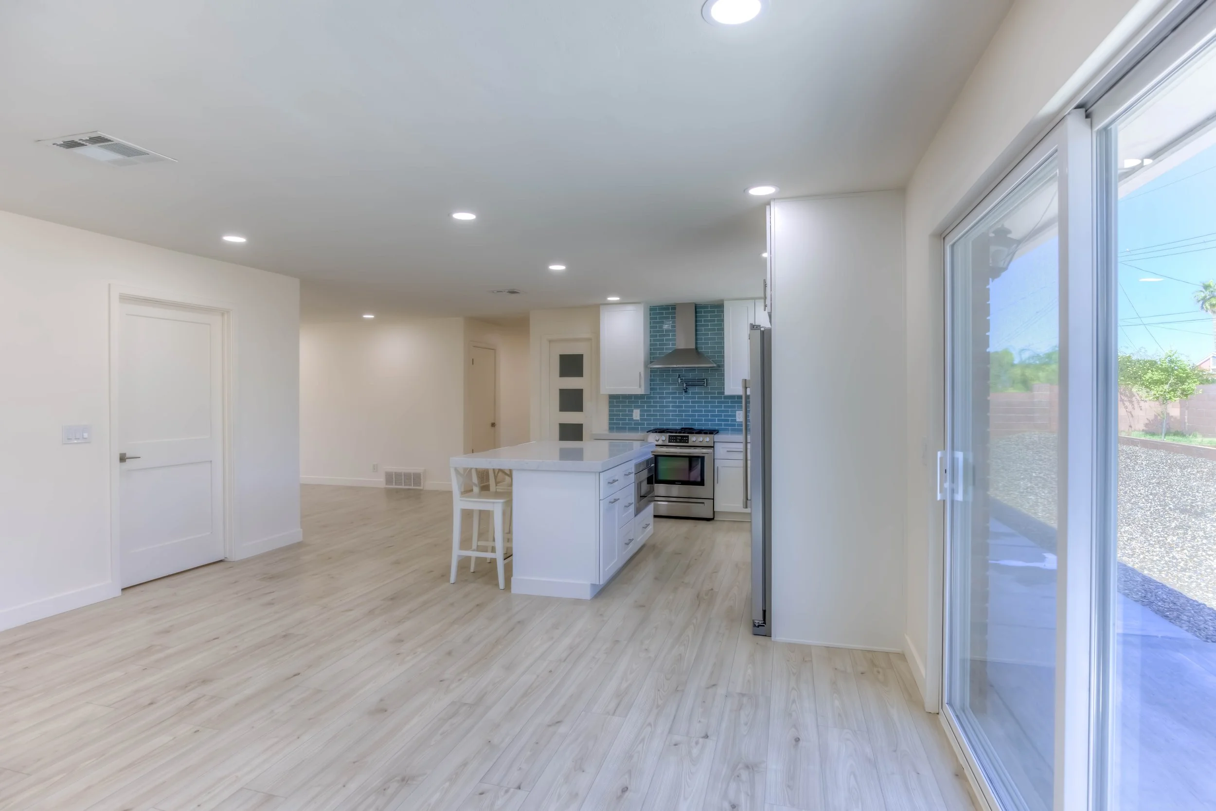 22 Family Room photo c.jpg