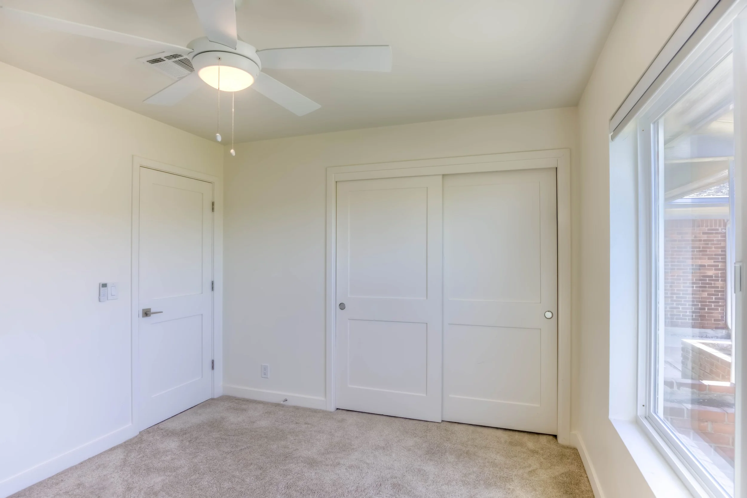 32 Bedroom 1 photo b.jpg