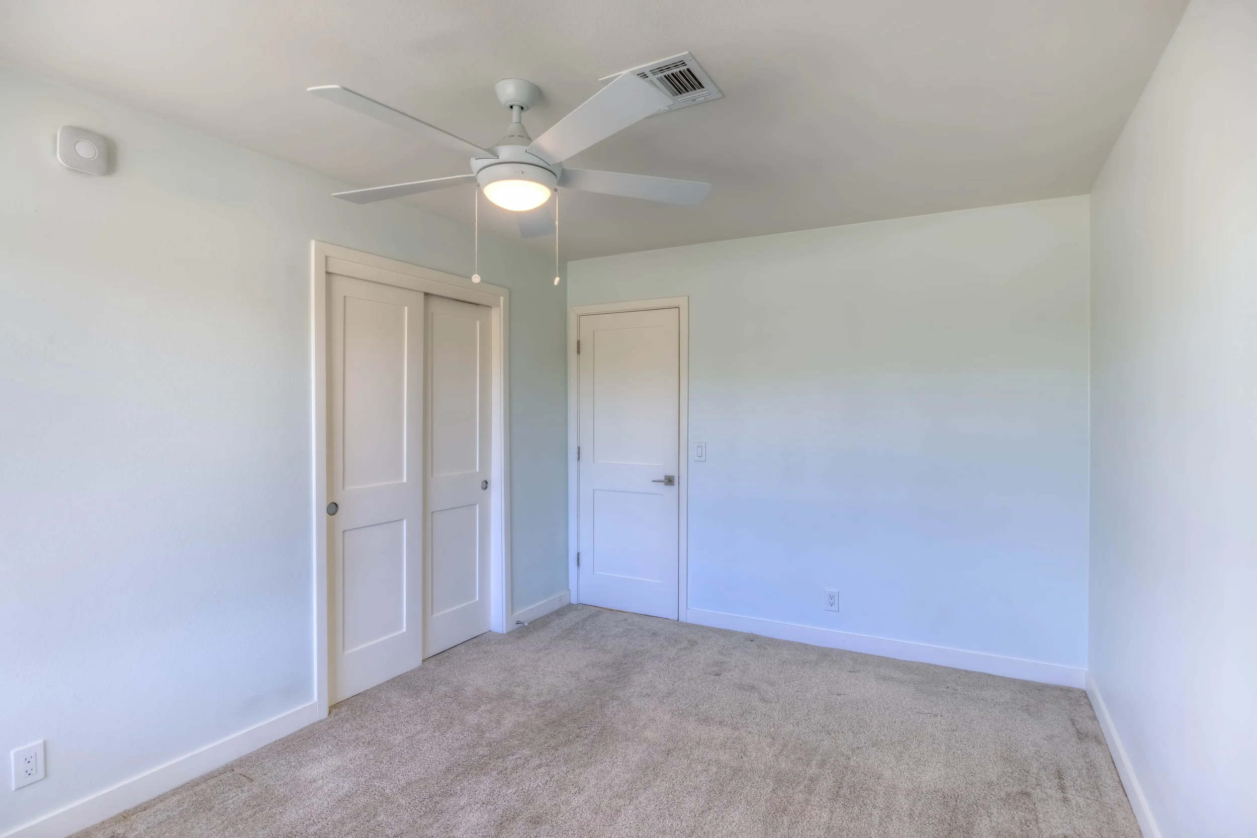 35 Bedroom 2 photo b.jpg