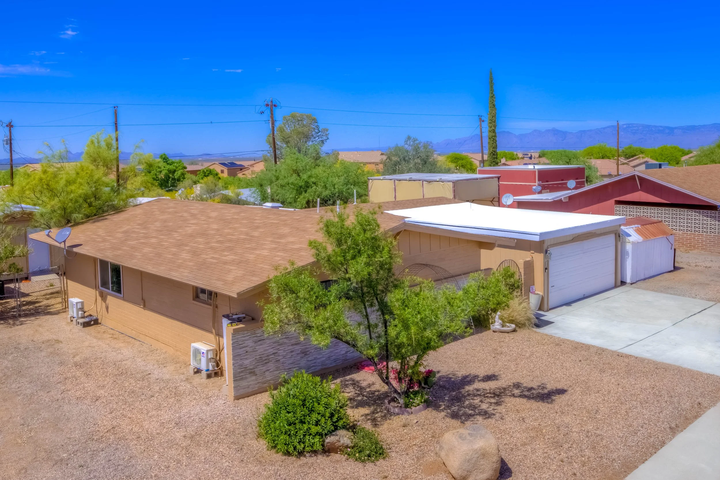 1 Front photo a .jpg