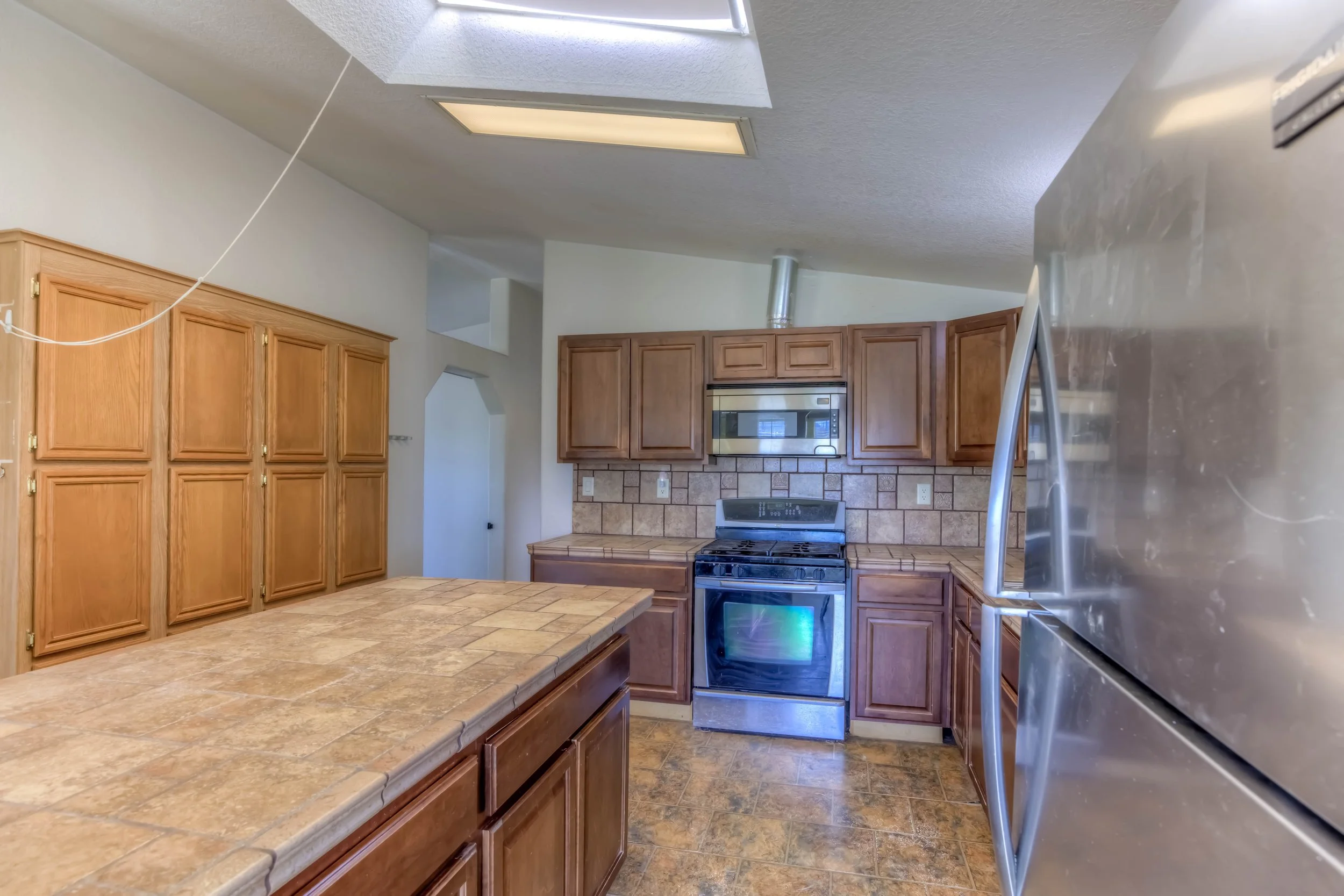 15 Kitchen photo a.jpg