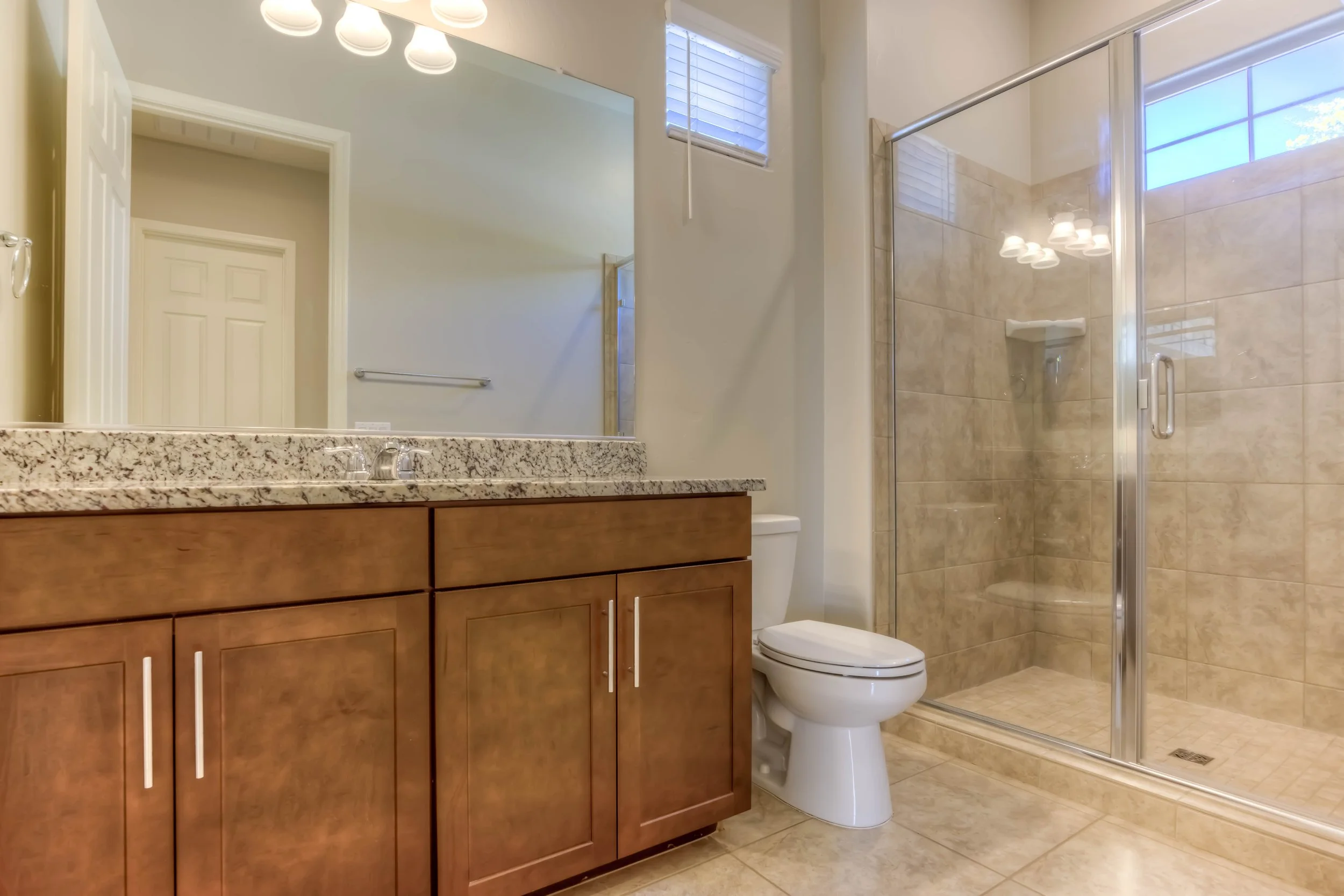 40 Guest Bathroom.jpg