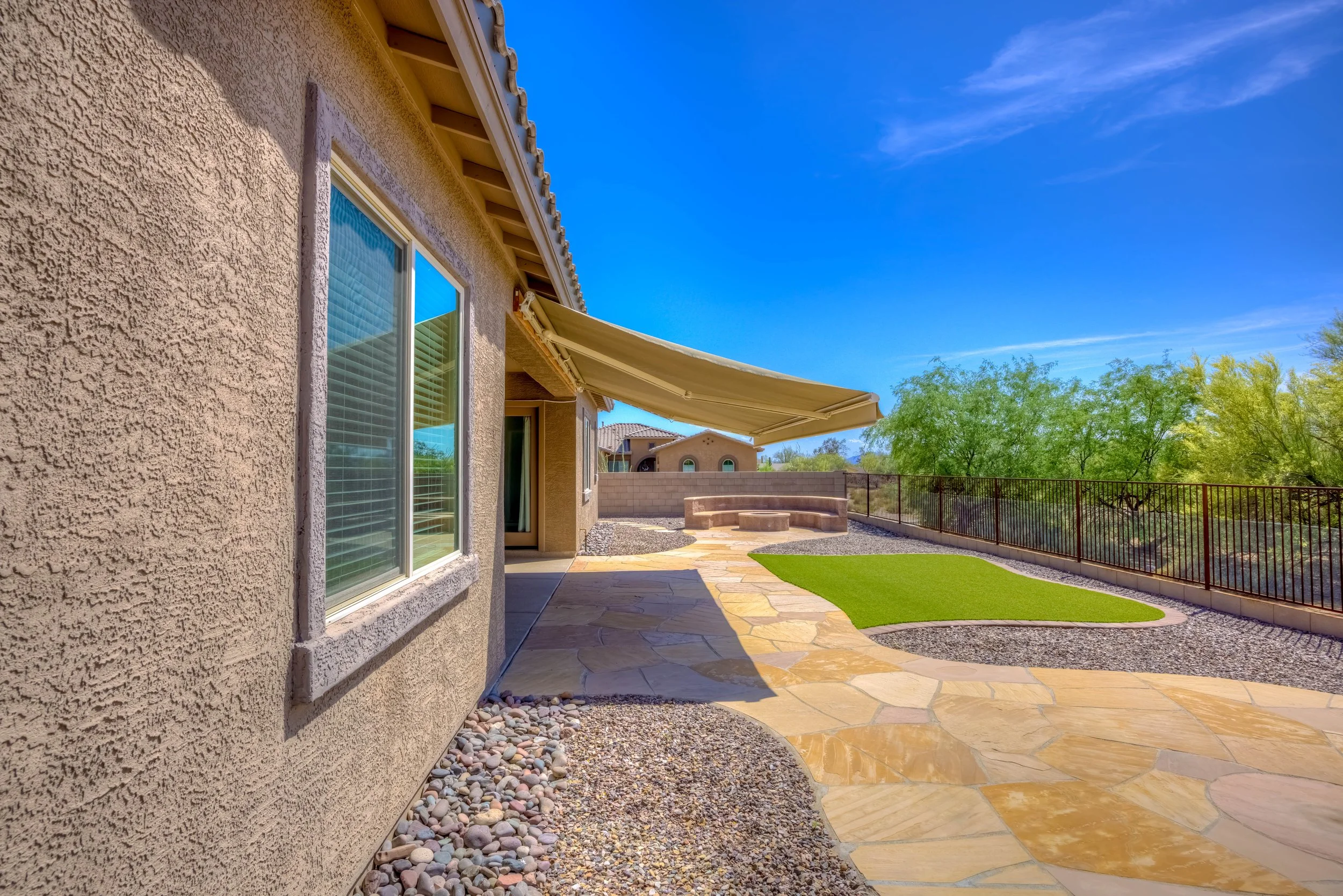 41 Back Retractable Awning.jpg