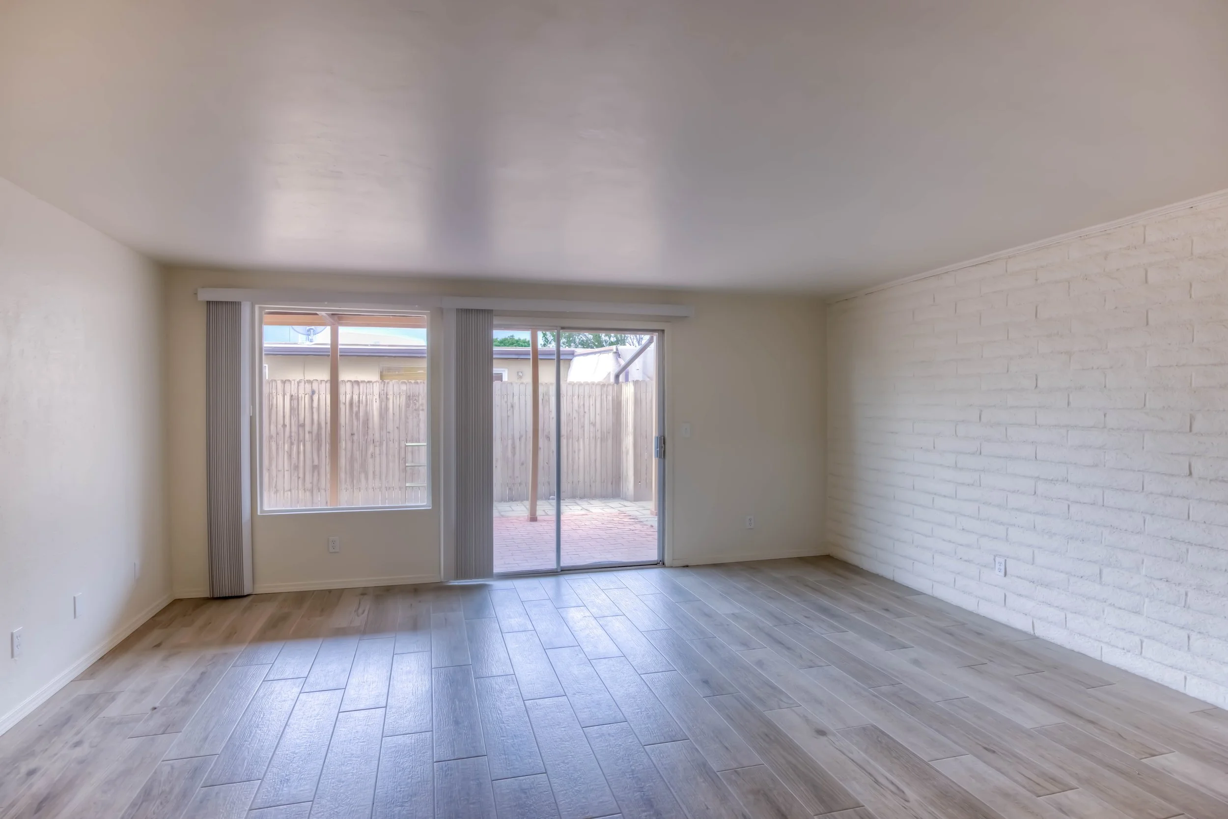 10 Living Room photo a.jpg