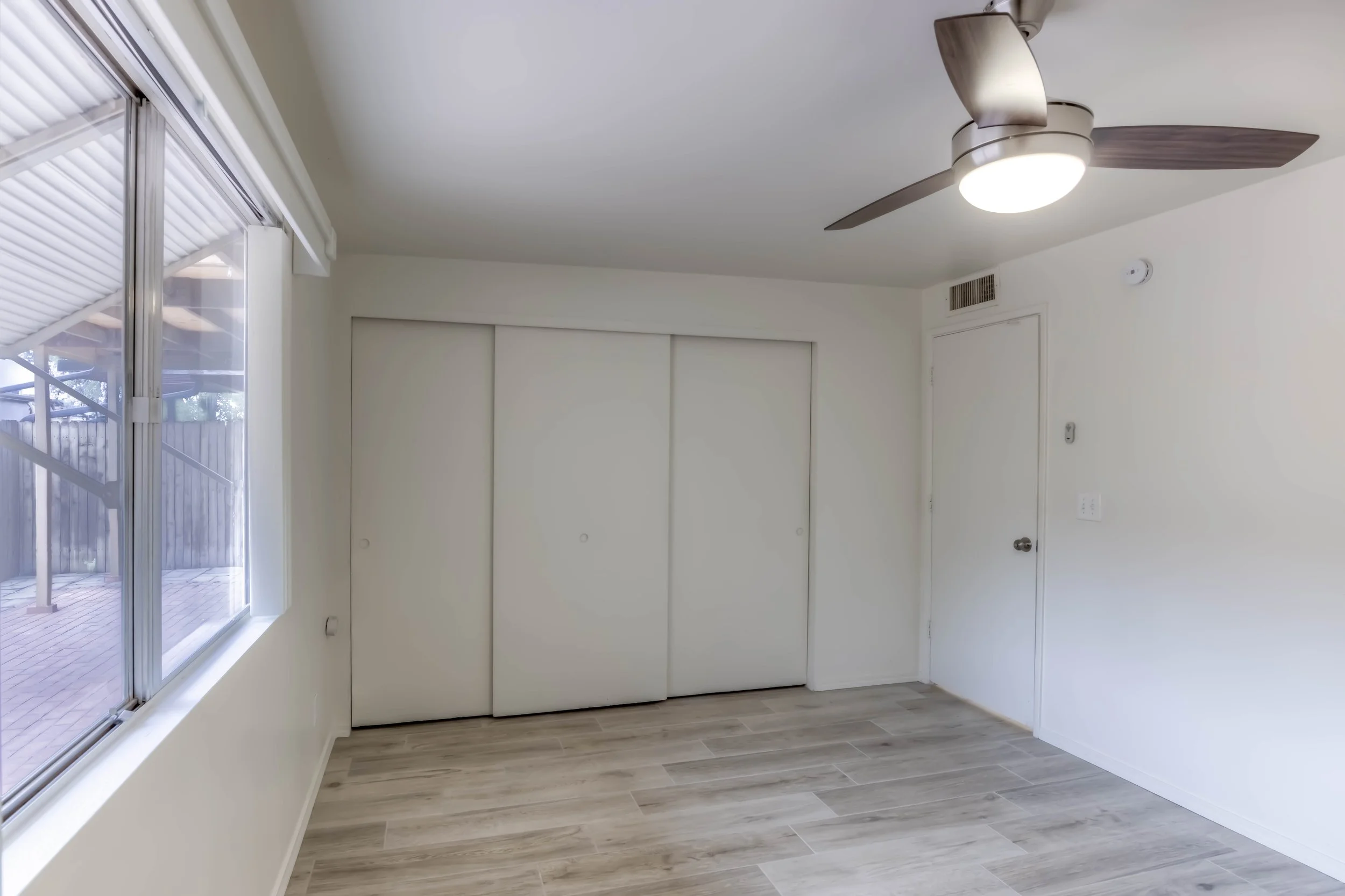 15 Bedroom 1 photo c.jpg