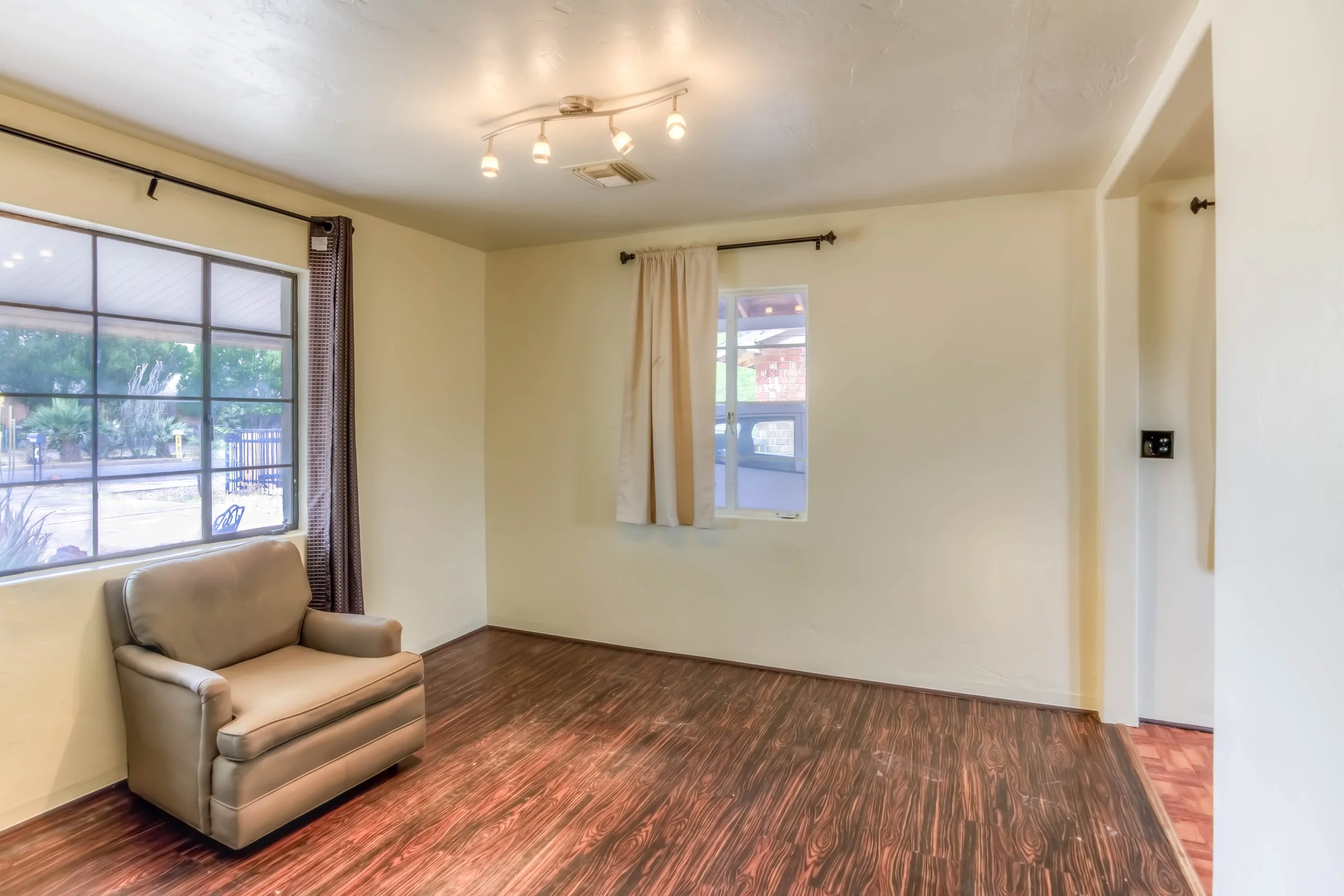 7 Living Room photo a.jpg