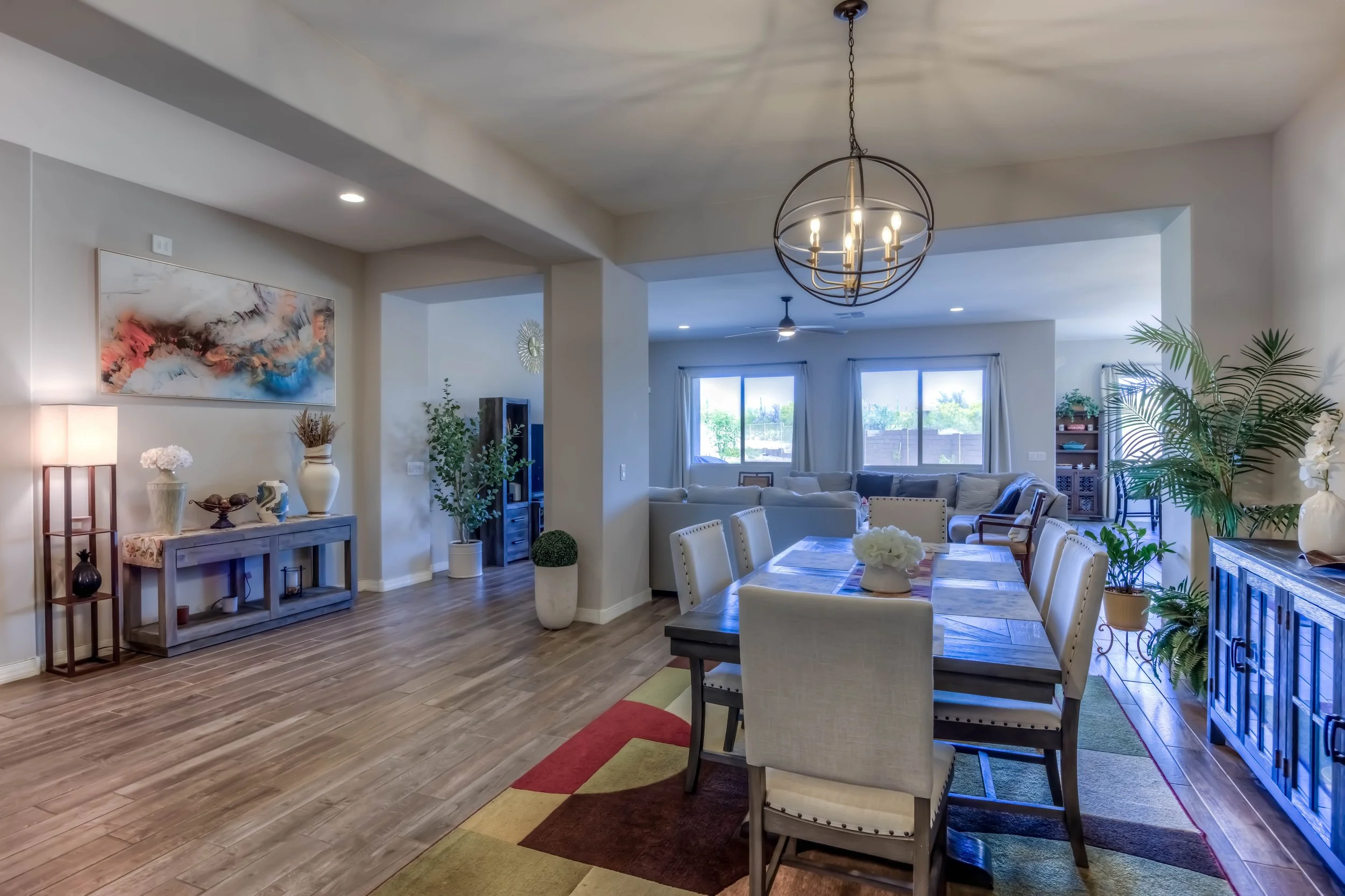 17 Dining Room photo a.jpg