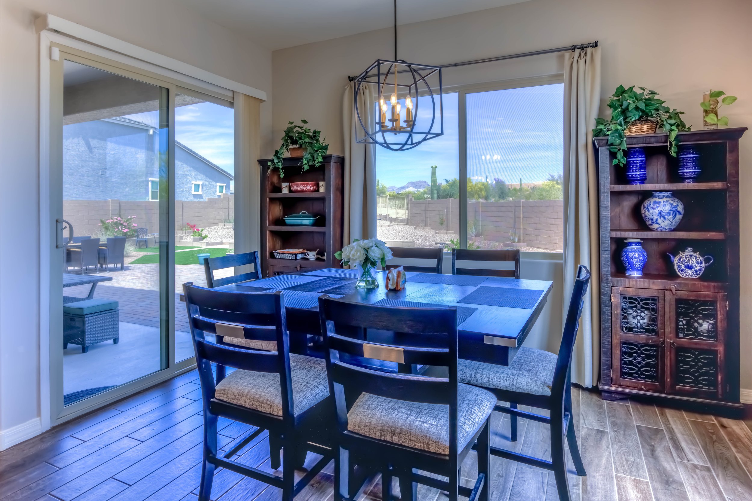 26 Kitchen photo e.jpg