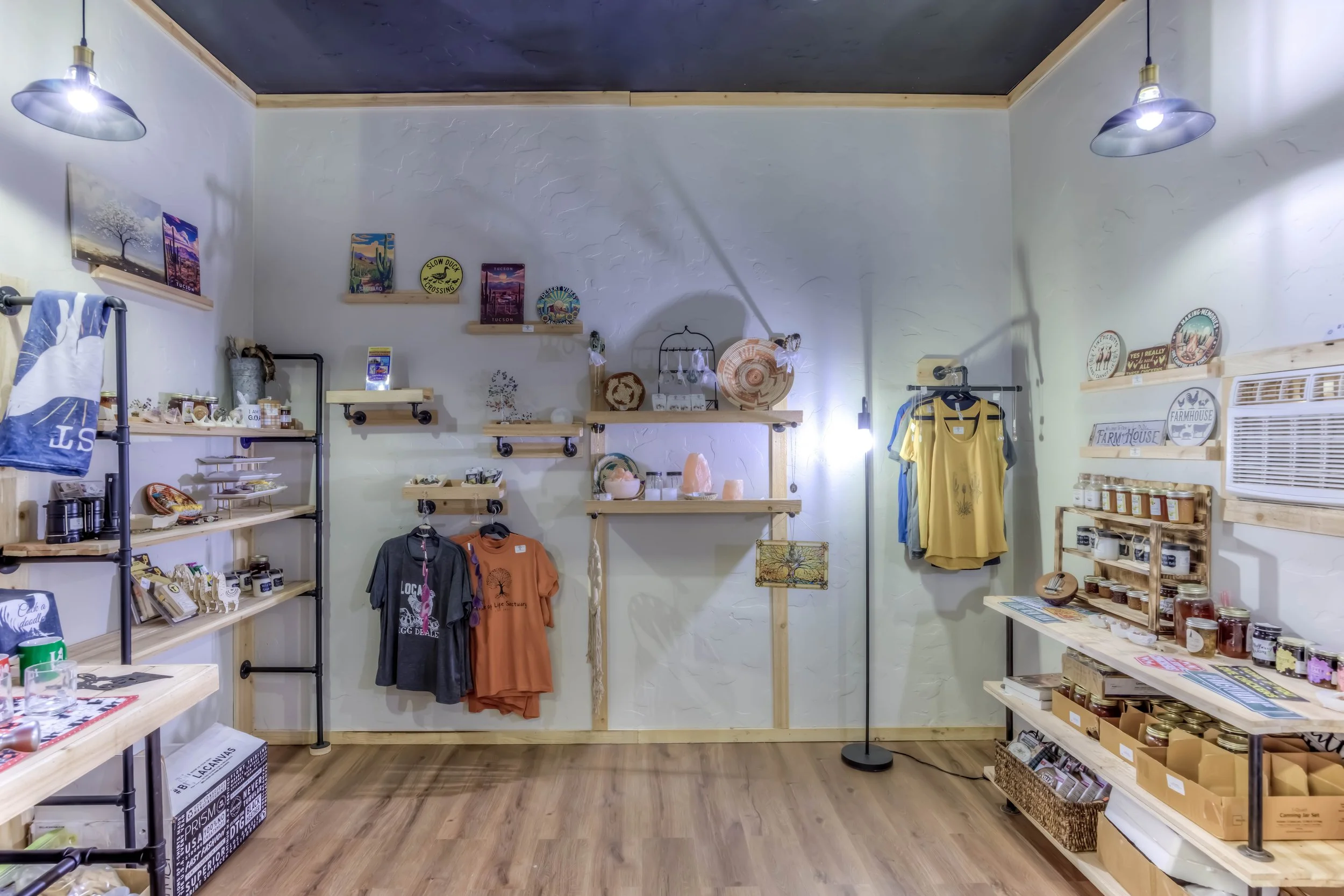 7 Garage Interior photo c.jpg