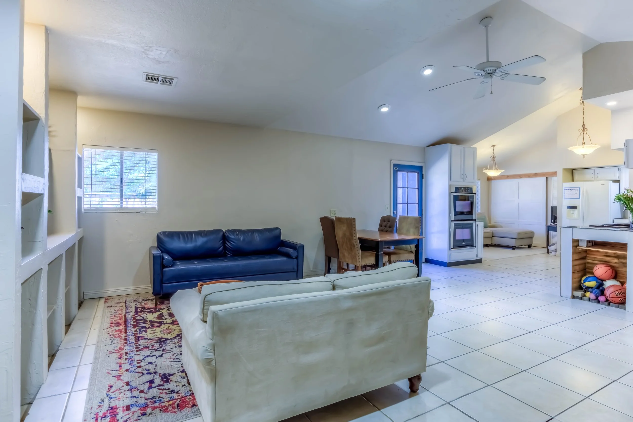 9 Living Room photo c.jpg