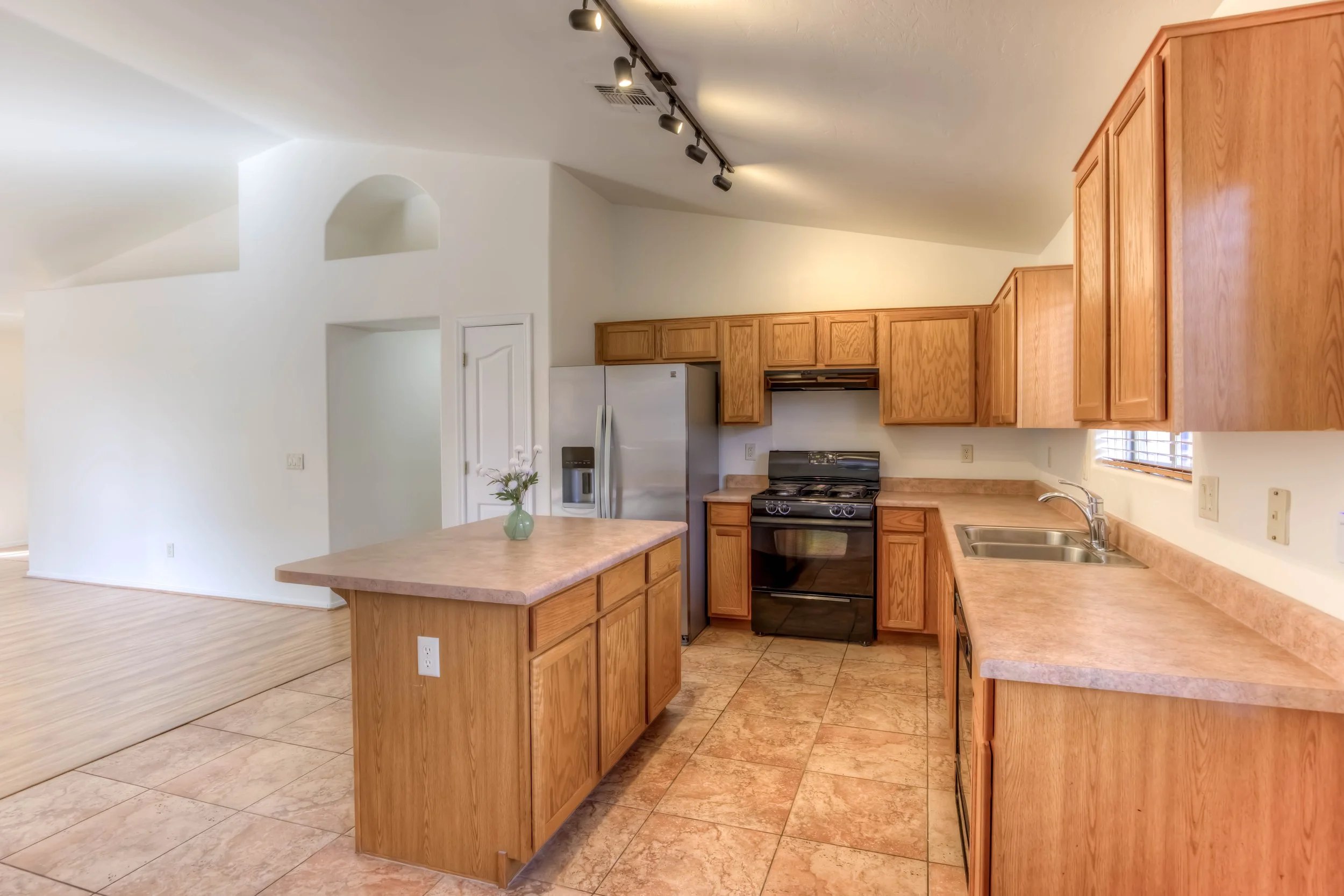 12 Kitchen photo c.jpg