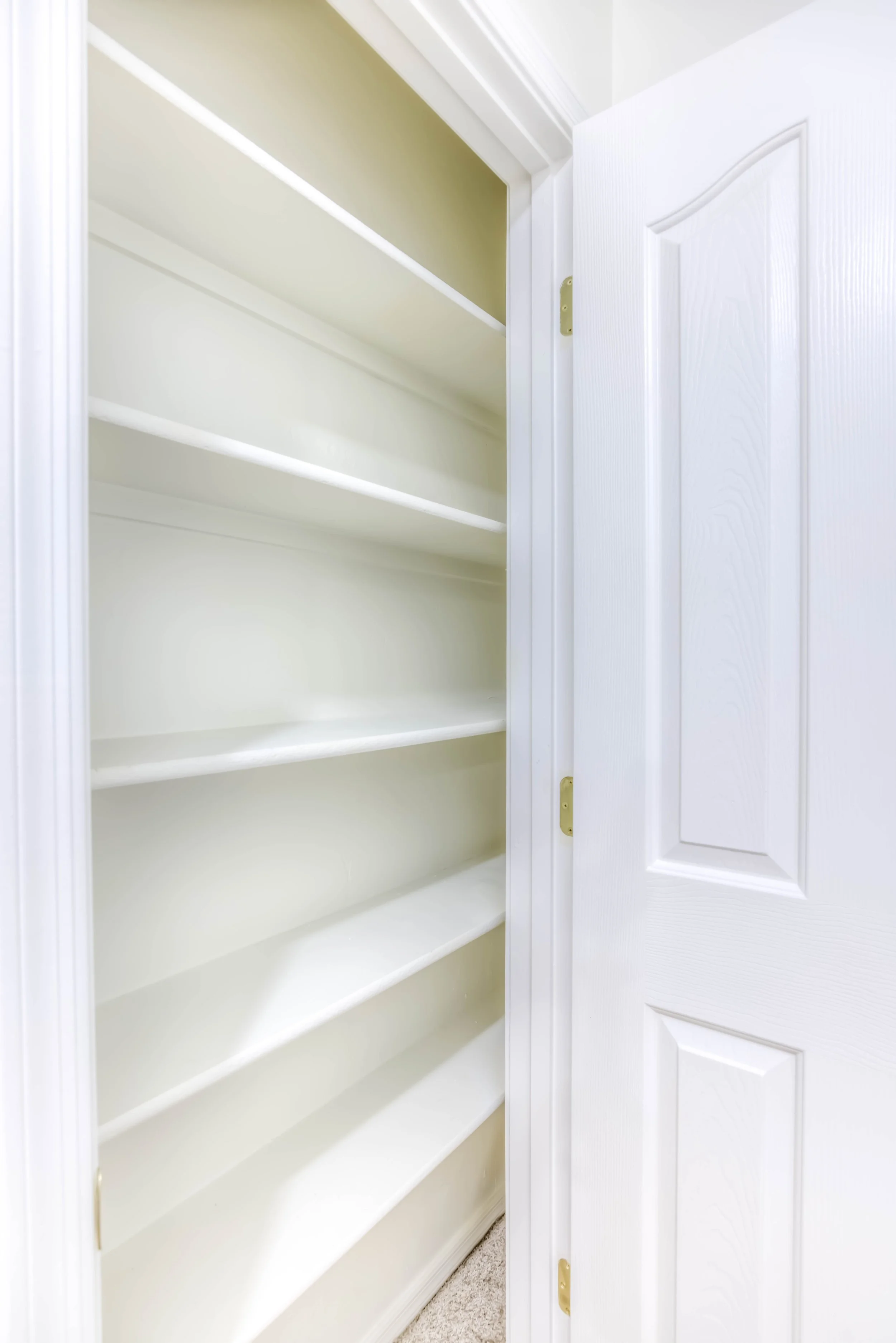 26 Hall Linen Closet.jpg