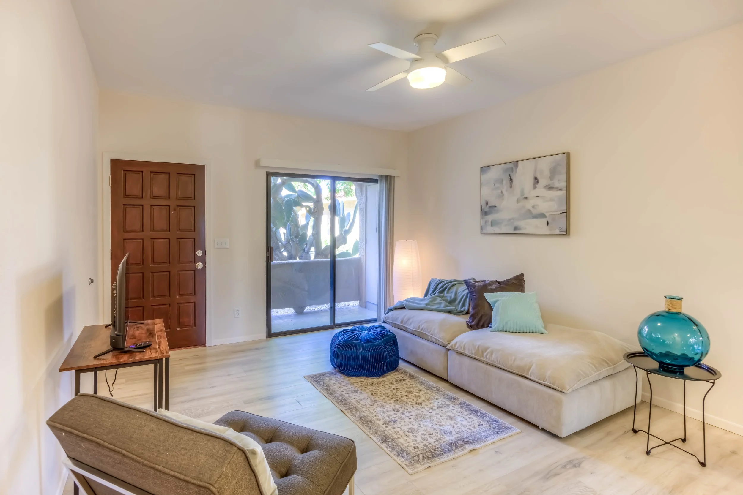 11 Living Room photo b.jpg