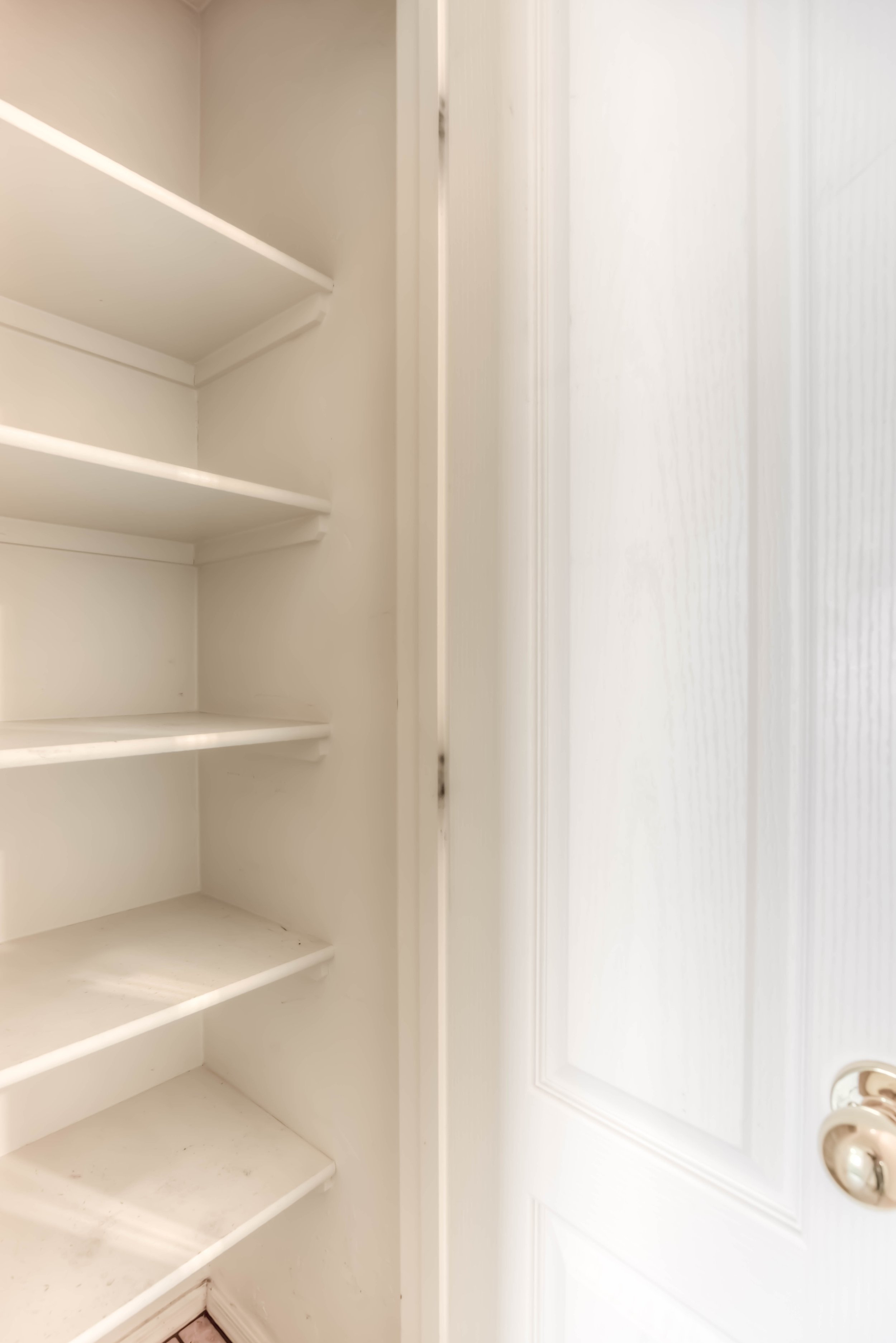 14 Hall Linen Closet.jpg