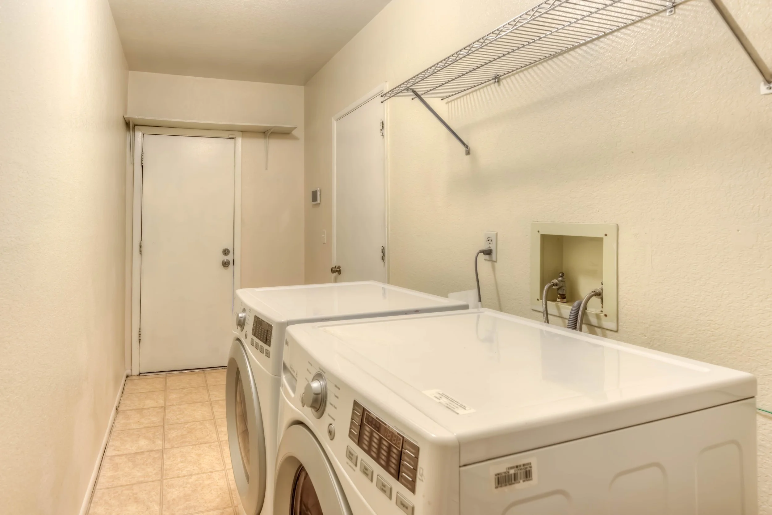 14 Laundry Room photo b.jpg