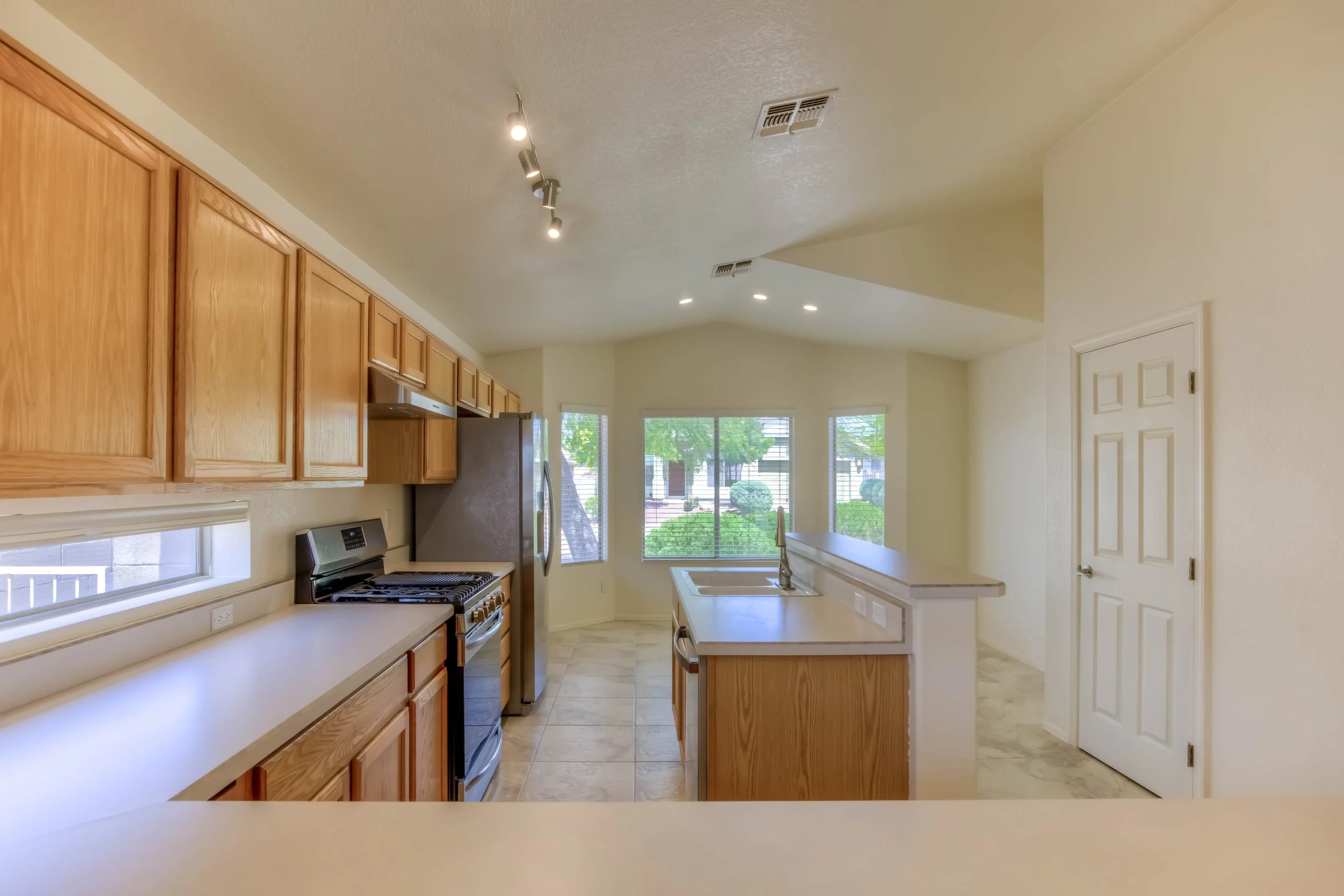 8 Kitchen photo a.jpg