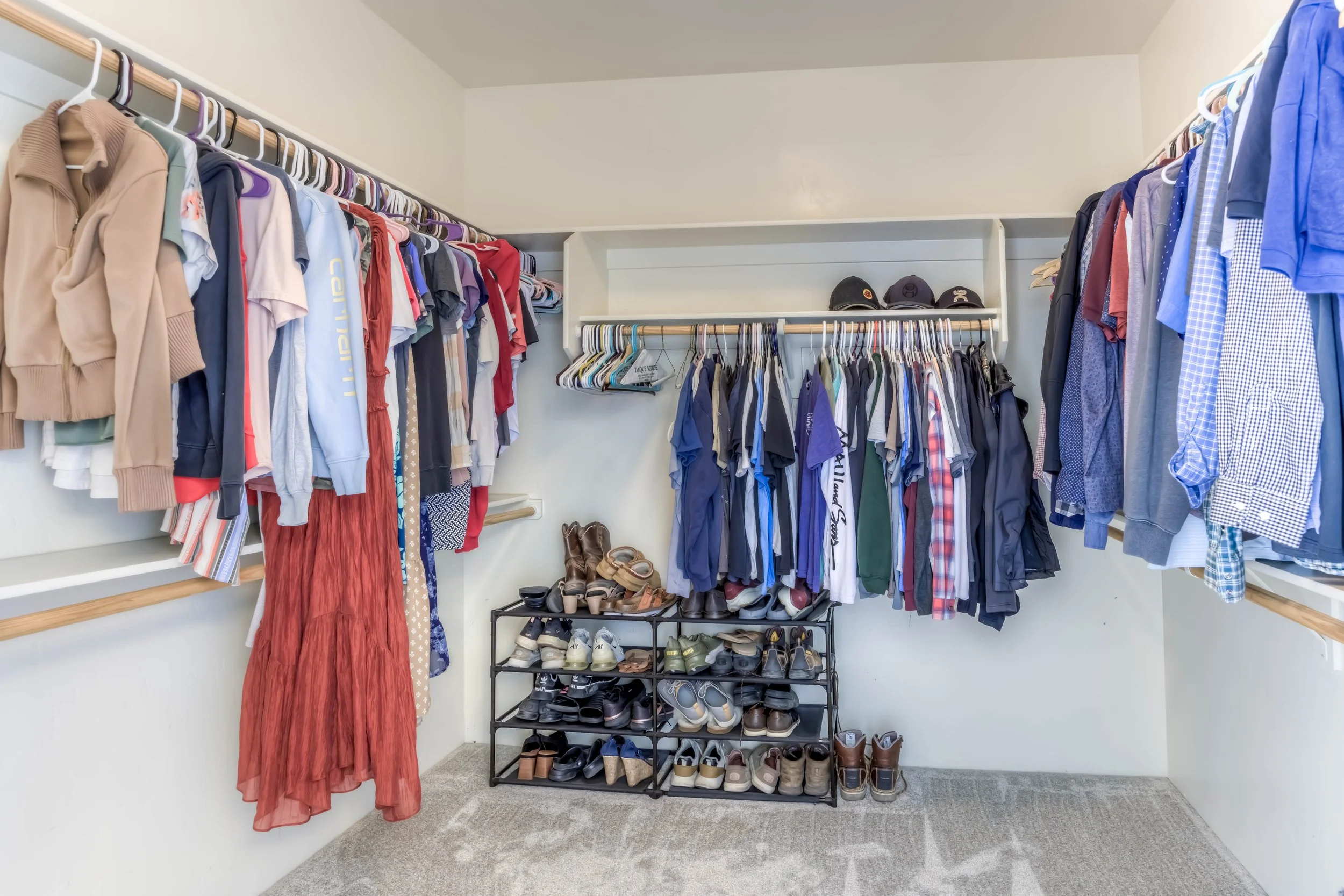 35 Main Bedroom Closet.jpg