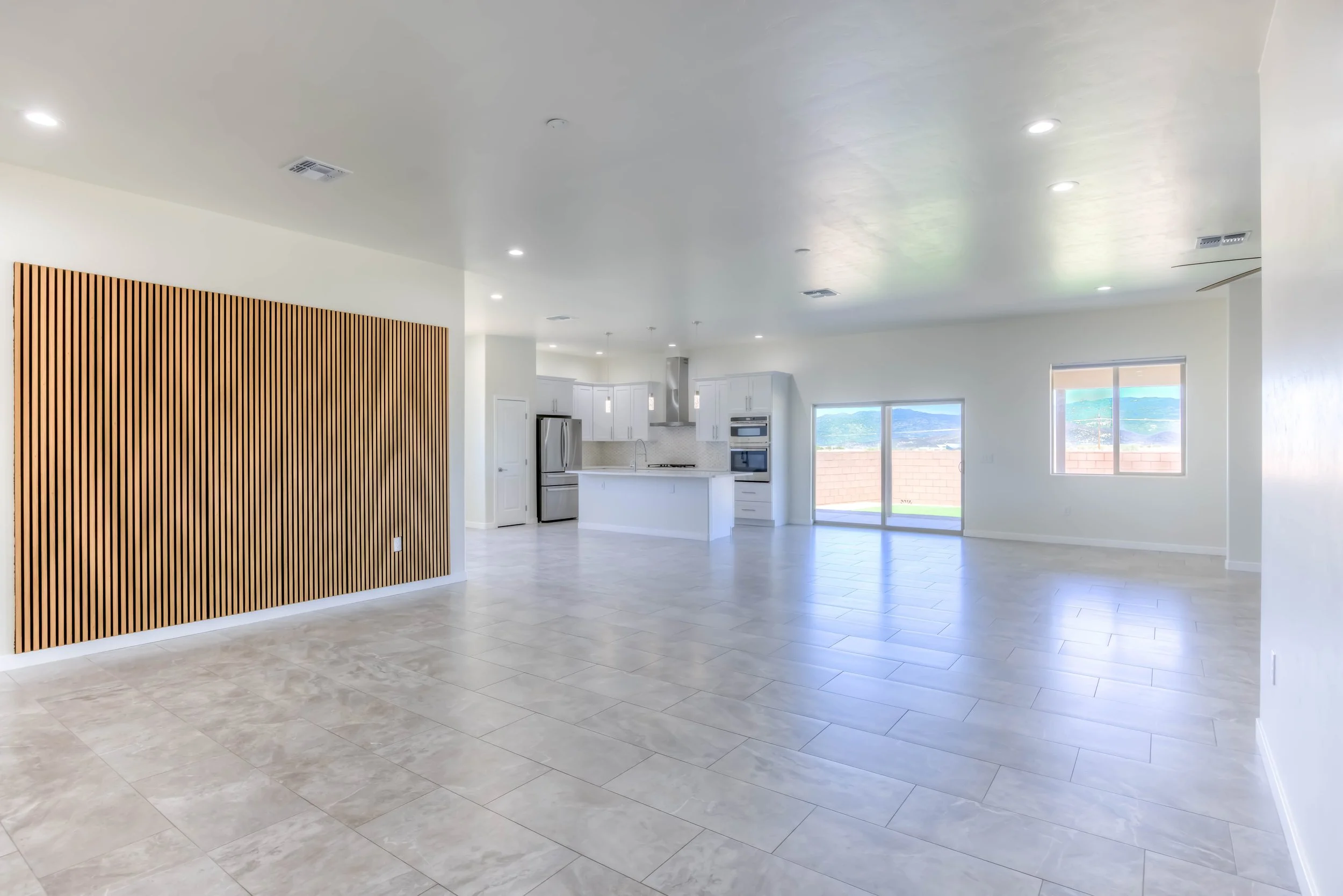 23 Living Room photo a.jpg