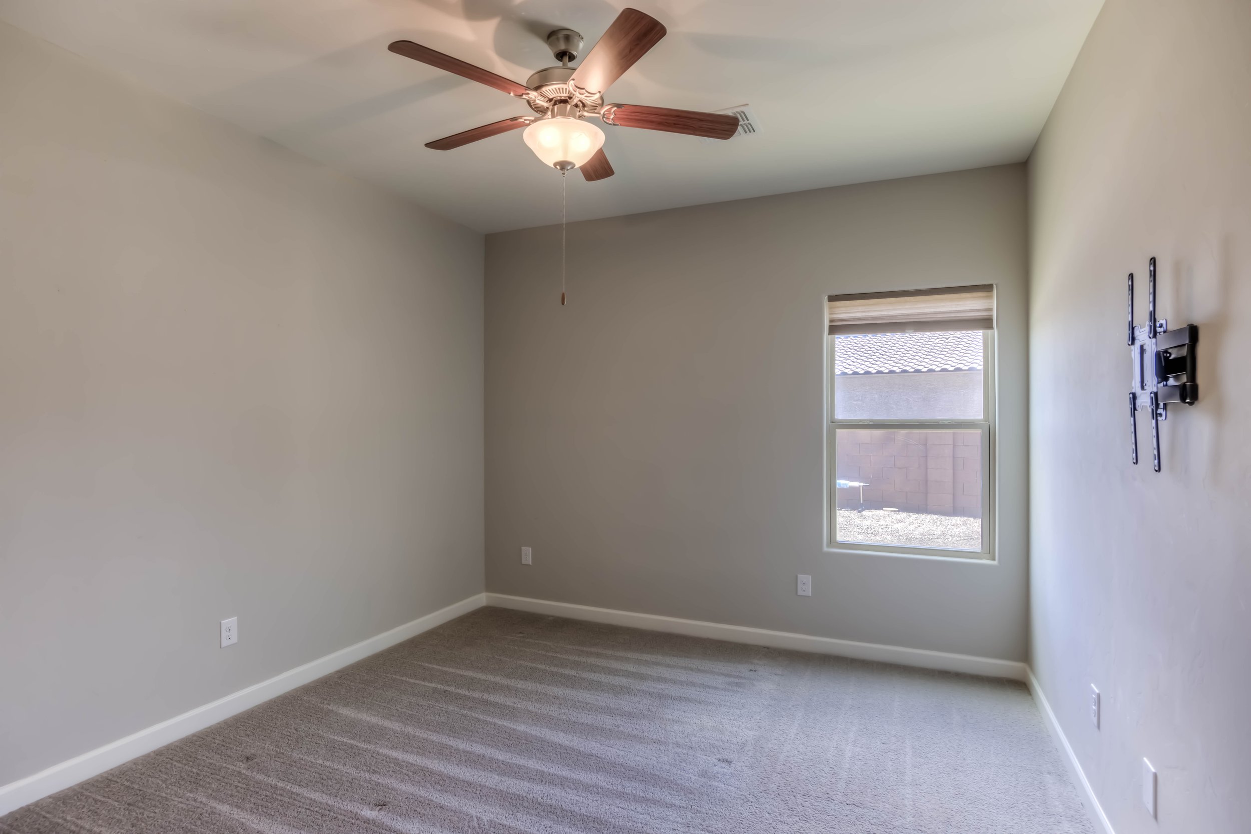 27 Bedroom 2 photo a.jpg