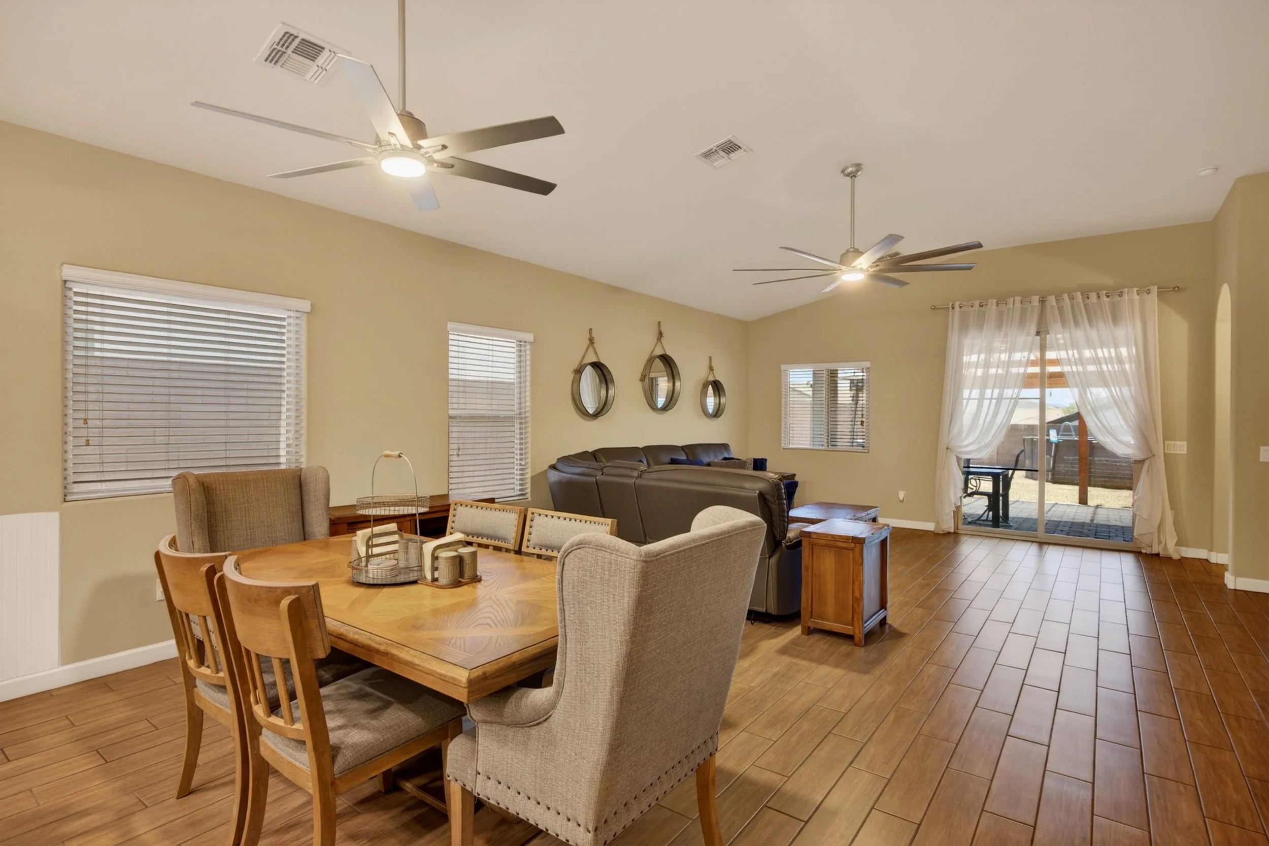 17 Living Room photo a.jpg