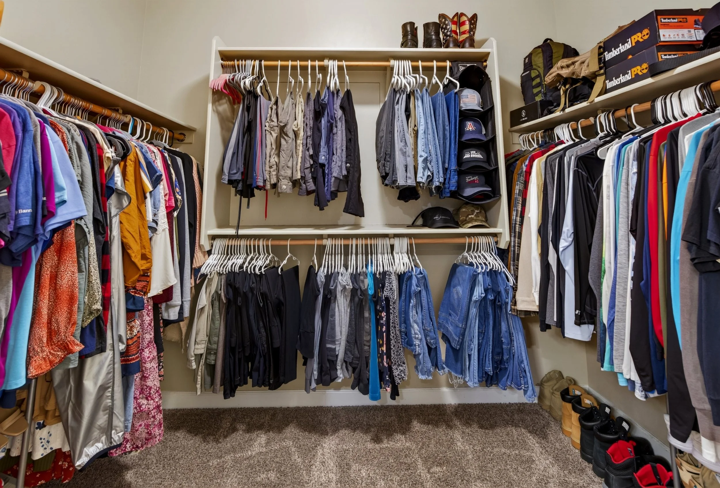 26 Main Bedroom Closet.jpg