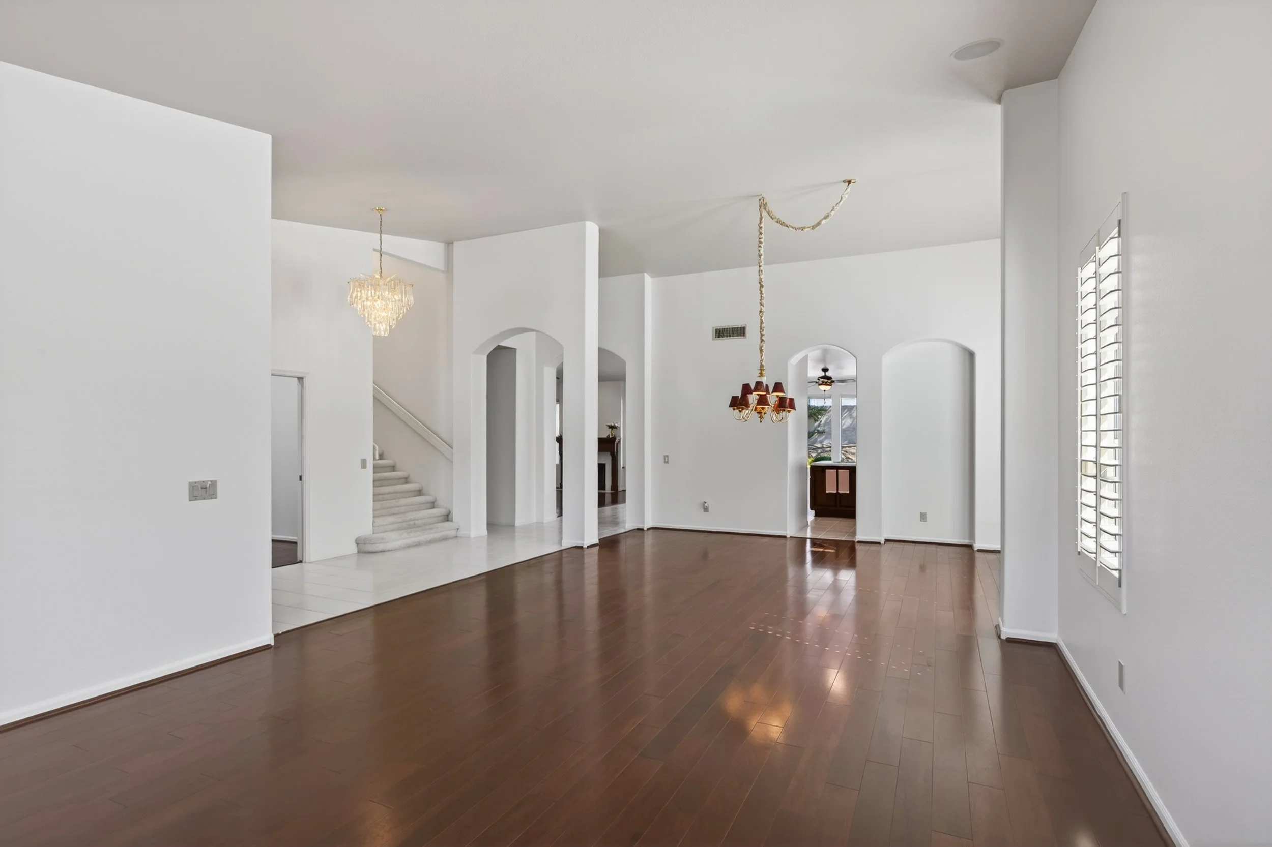 9 Living Room photo b.jpg