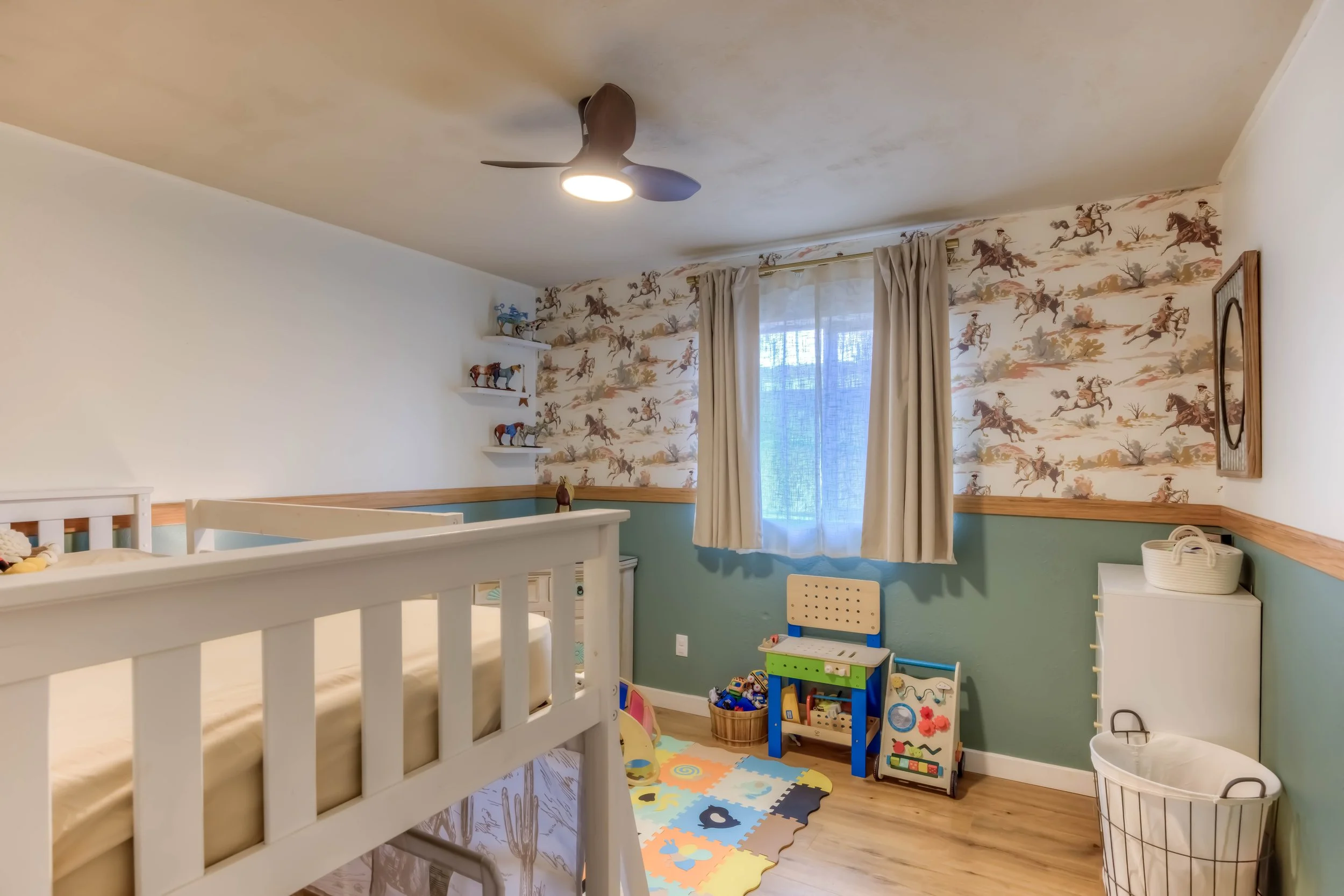 20 Bedroom 2 photo a.jpg