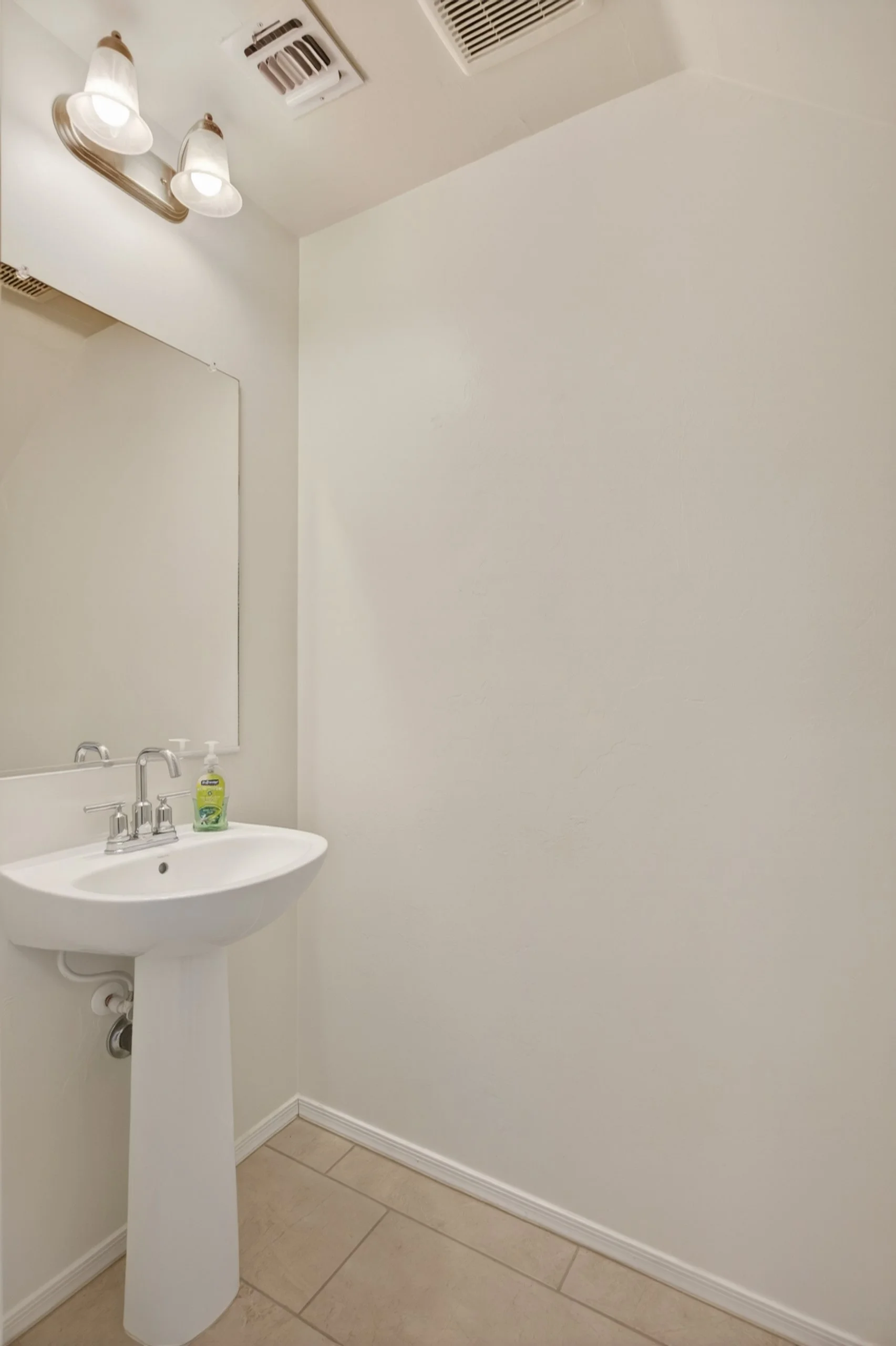 8 Bathroom 1.jpg