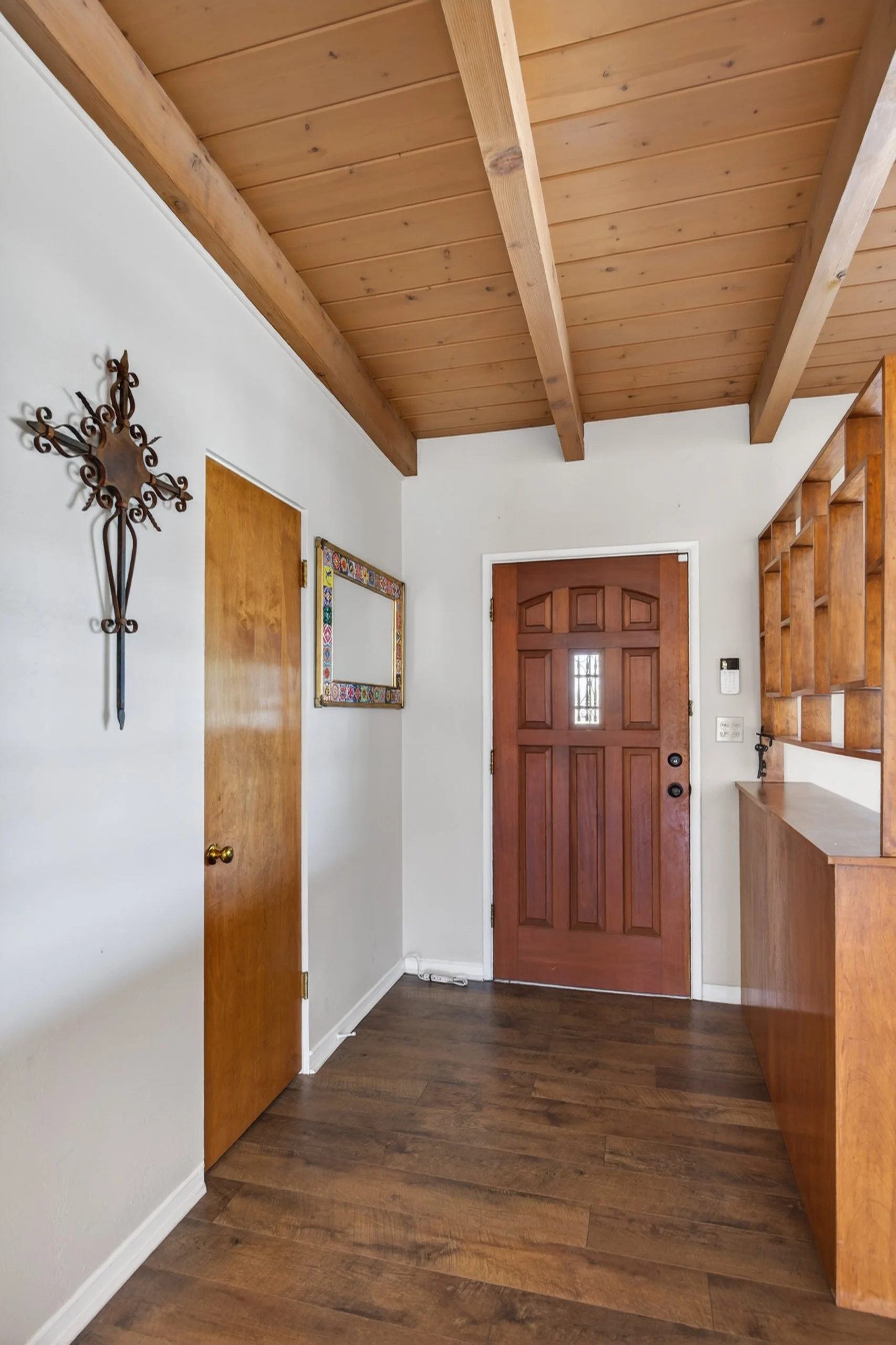 8 Interior Entrance.jpg