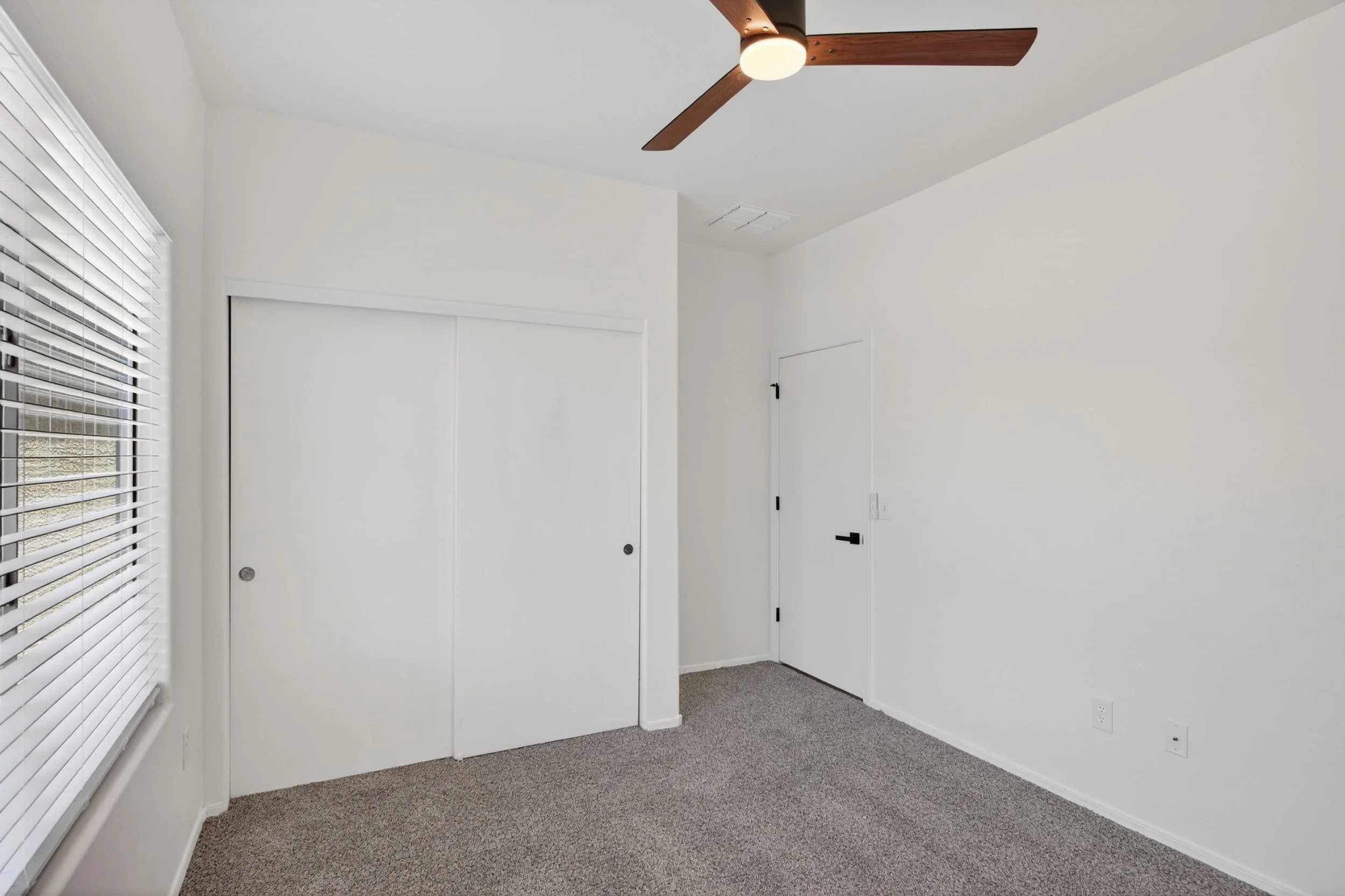 9 Bedroom 1 photo b.jpg