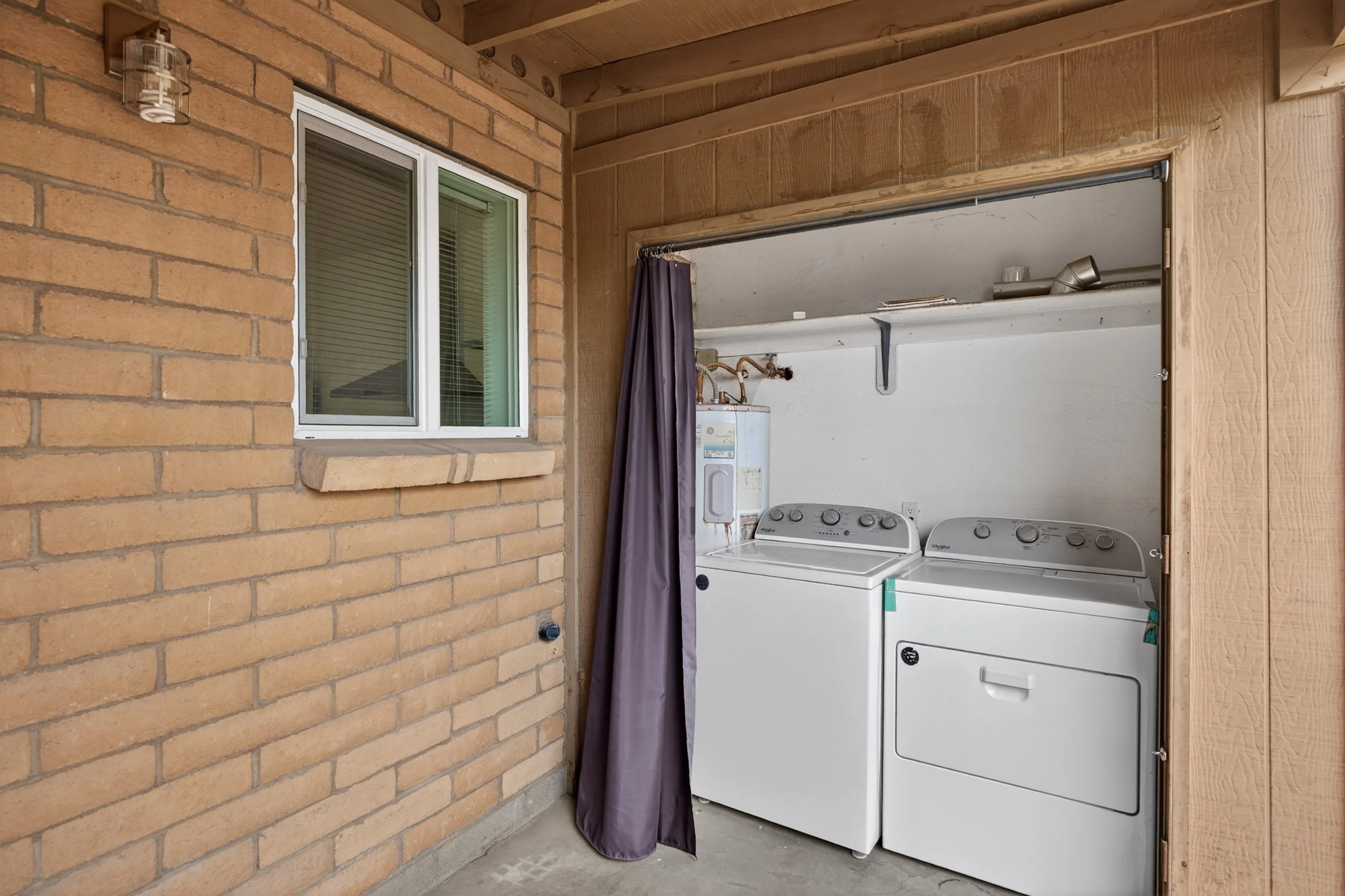 14 Laundry 1727.jpg