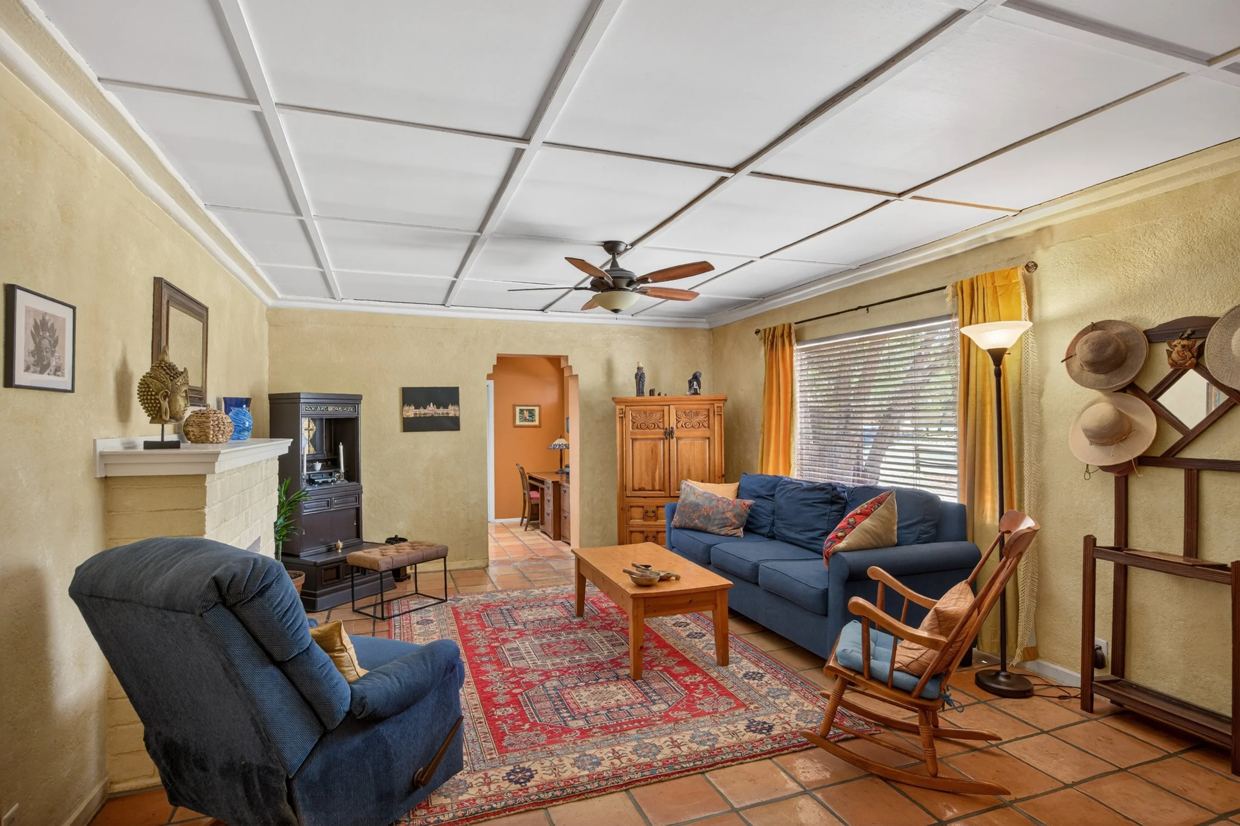 10 Living Room photo .jpg