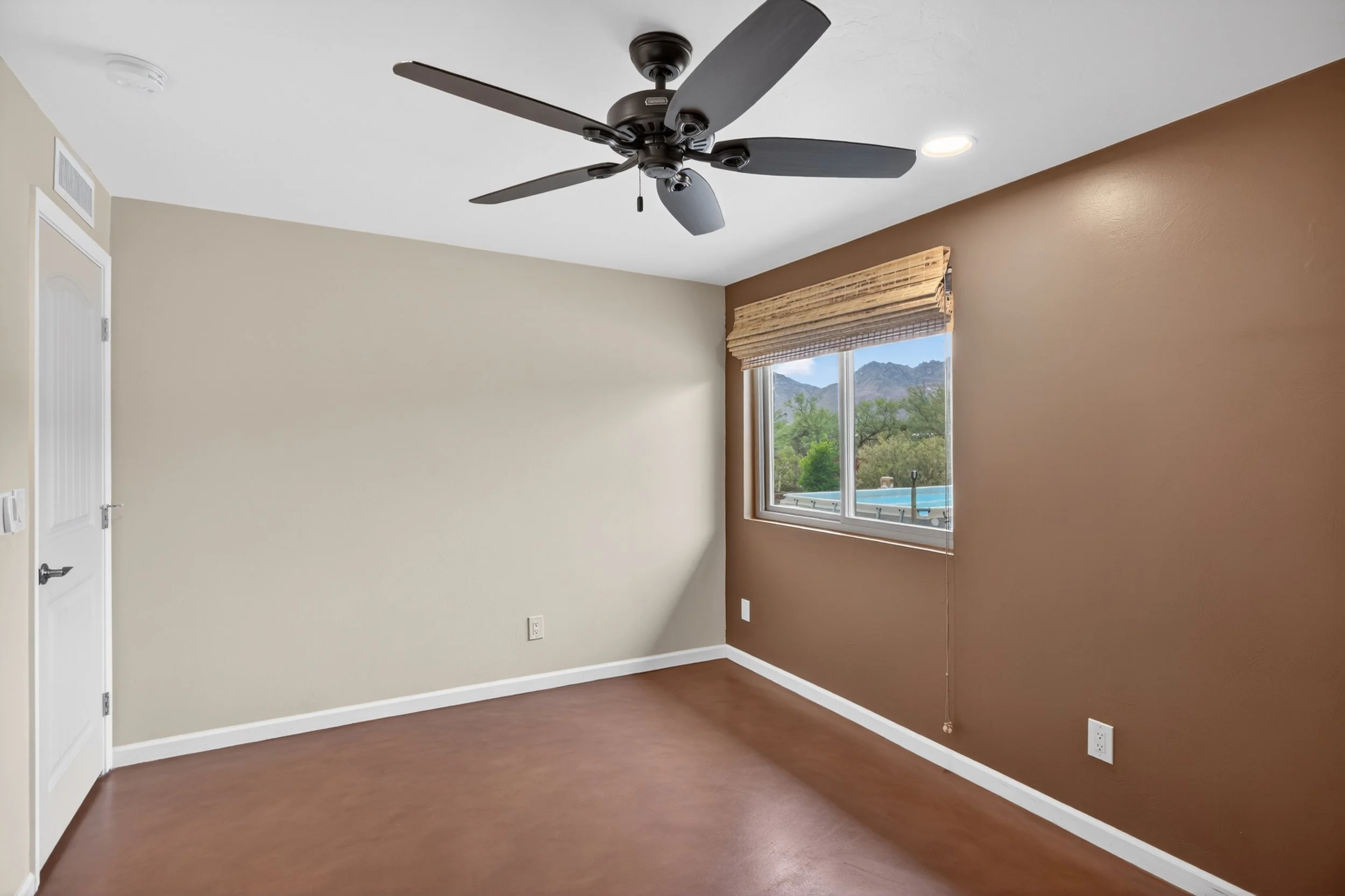 27 Bedroom 2 photo a.jpg