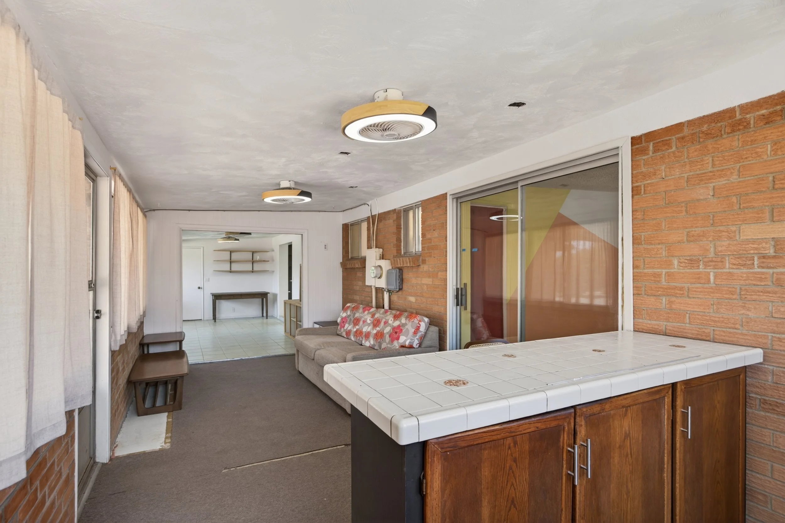 18 Arizona Room photo c.jpg