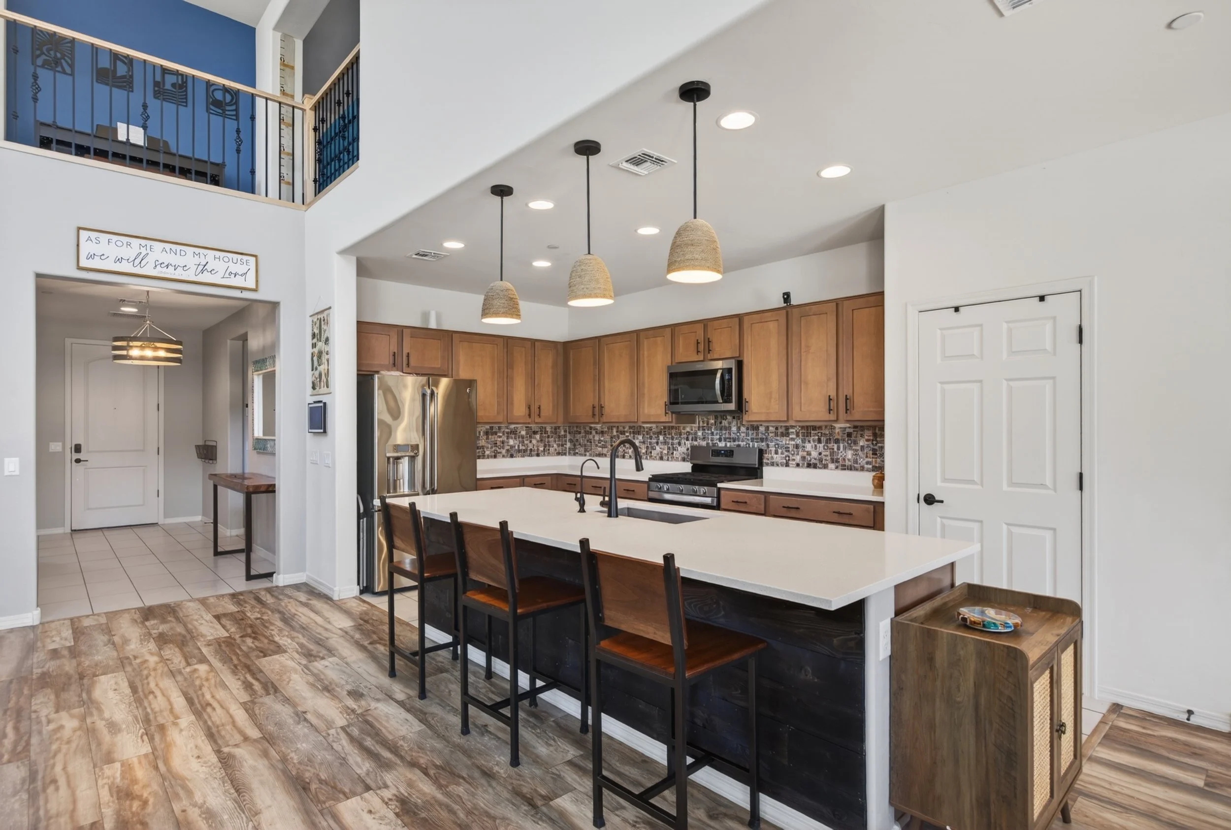 20 Kitchen photo c.jpg