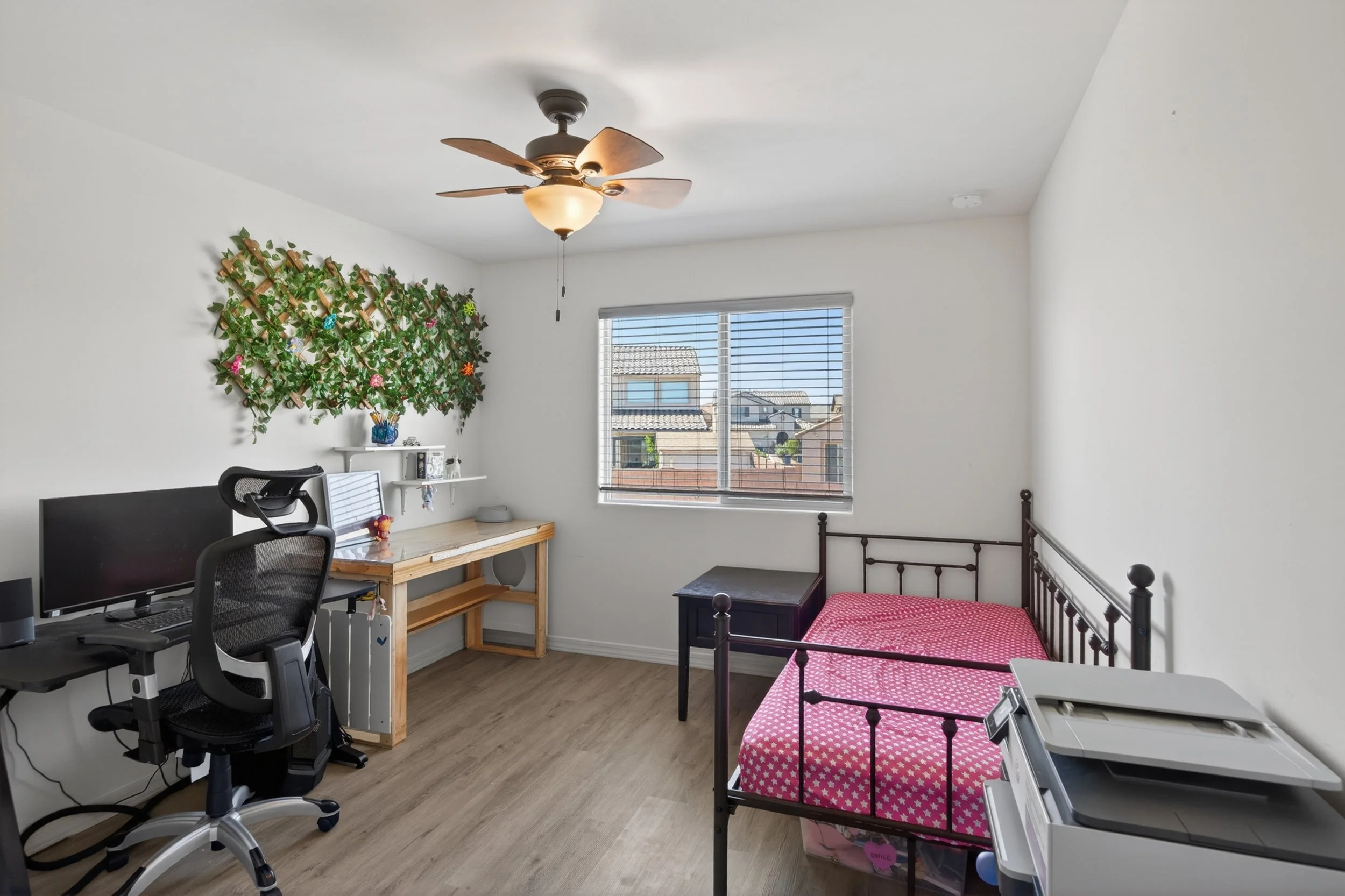 35 Bedroom 3.jpg