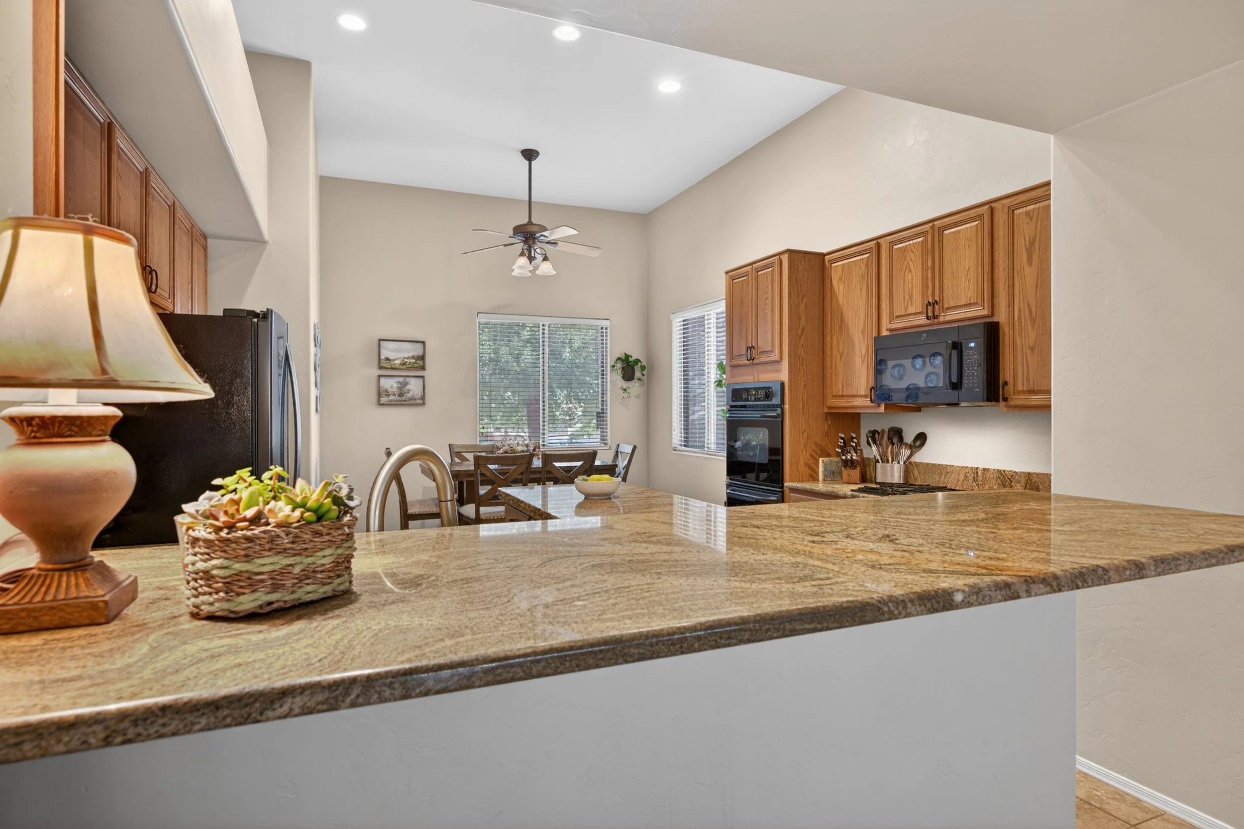 20 Kitchen photo a.jpg