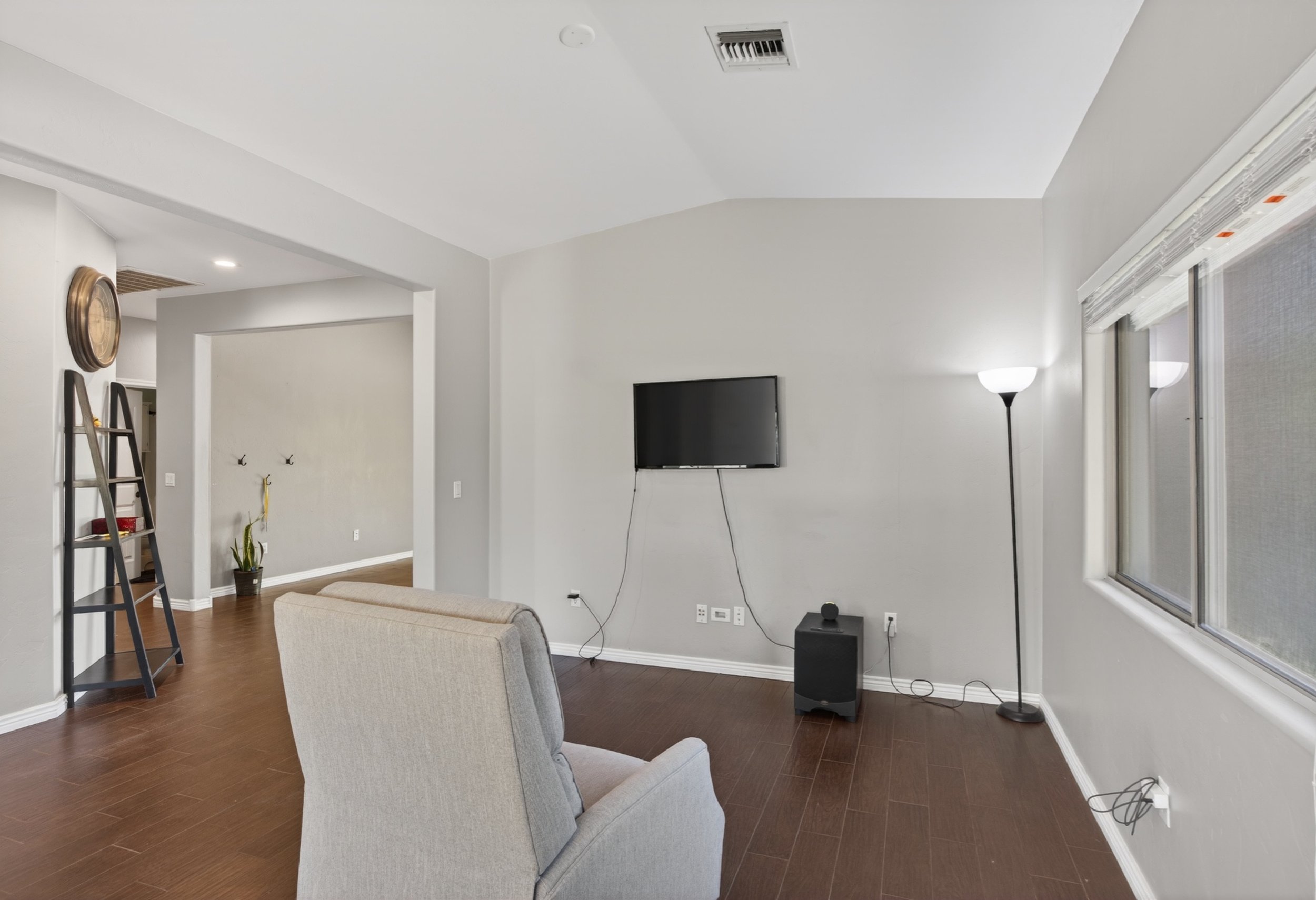 10 Living Room photo c.jpg