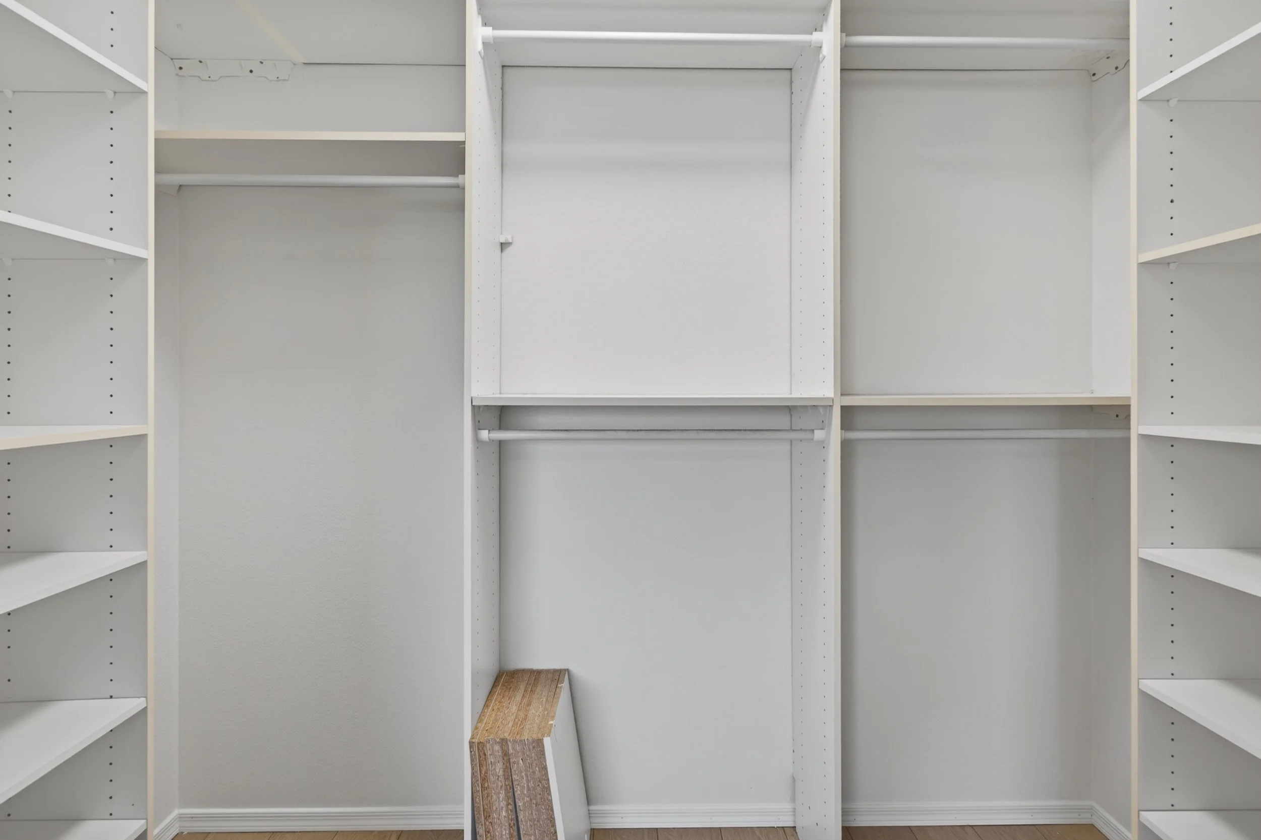 17 Main Bedroom Closet.jpg